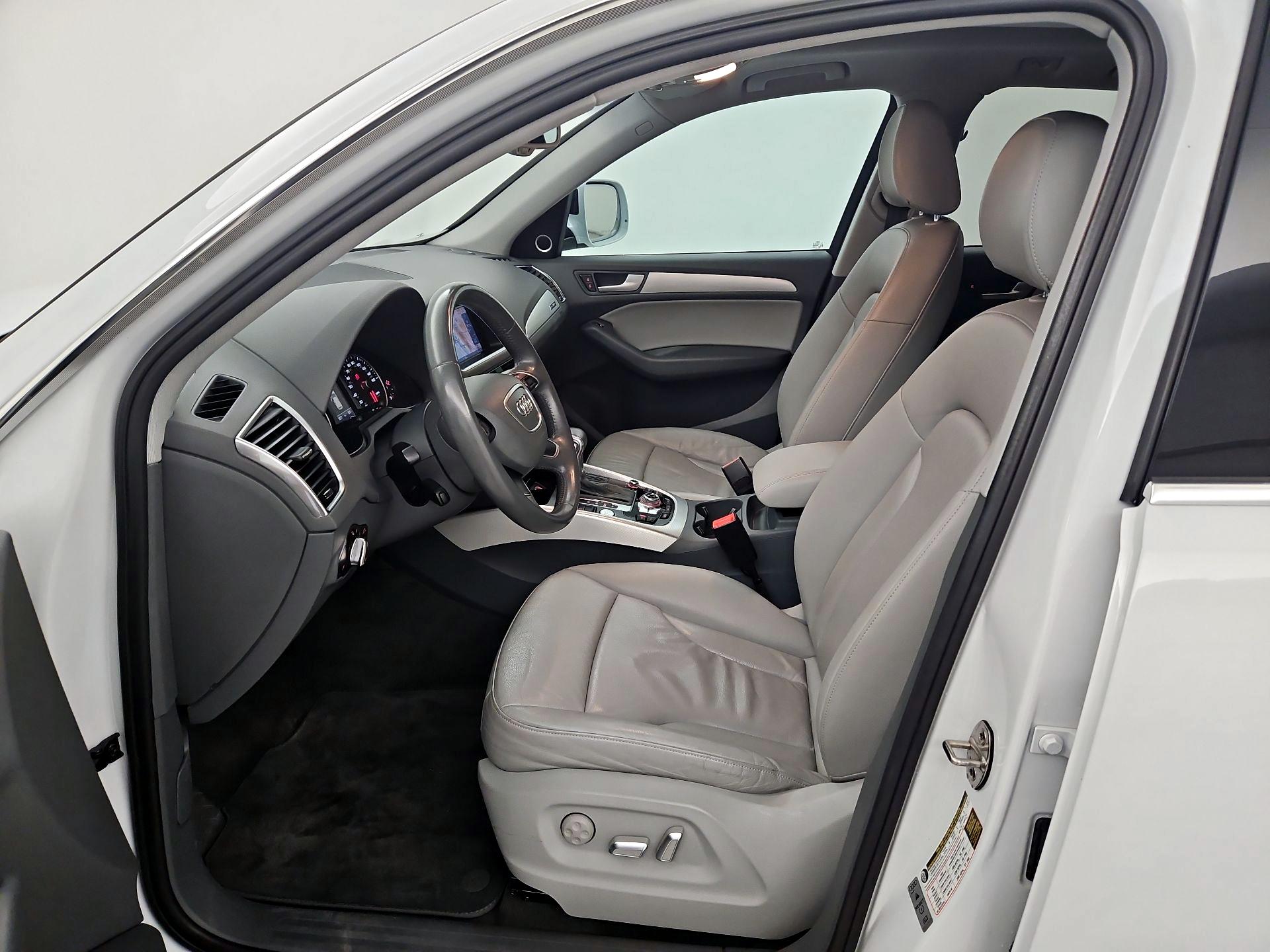 Thumbnail: 2015 Audi Q5 - 11