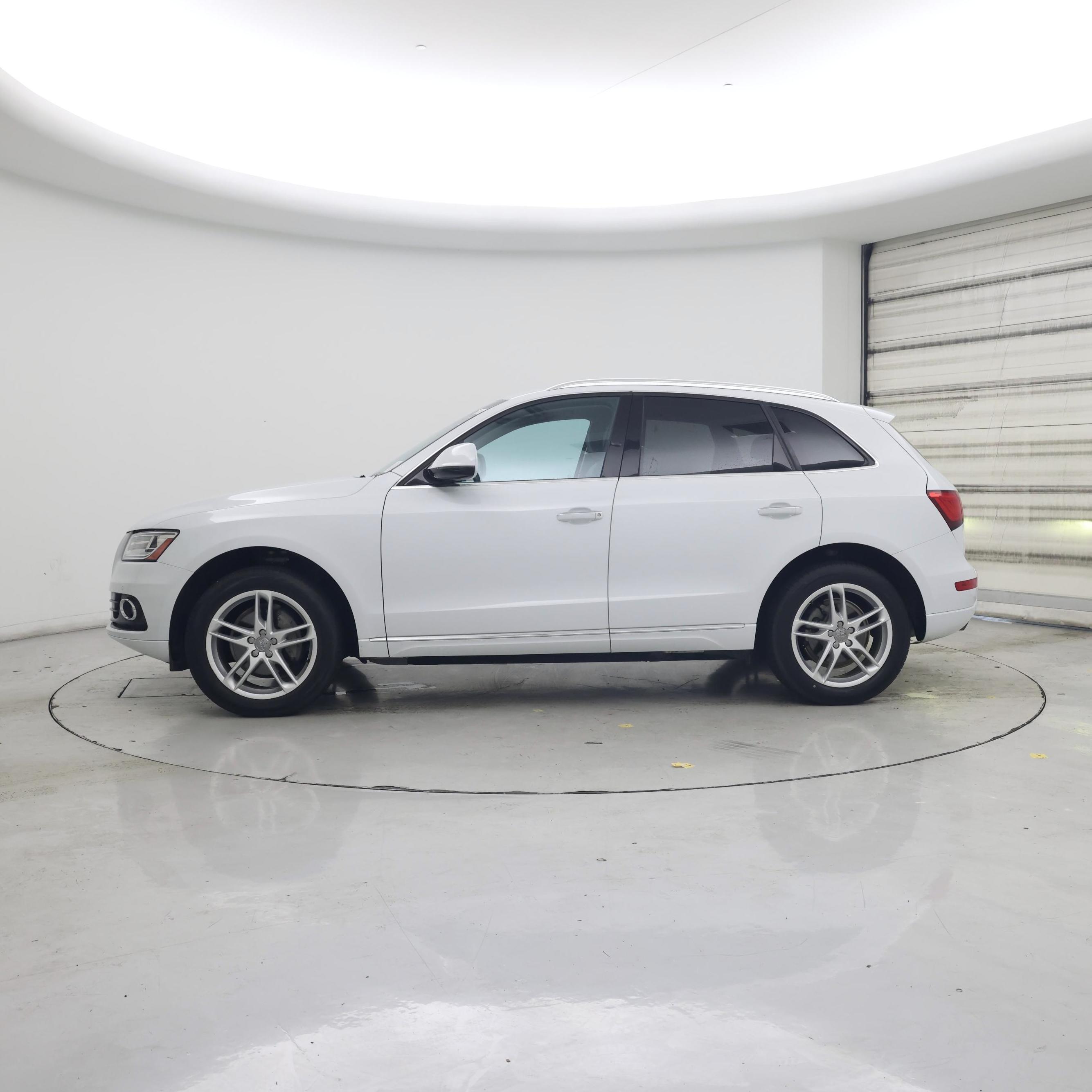Thumbnail: 2015 Audi Q5 - 3