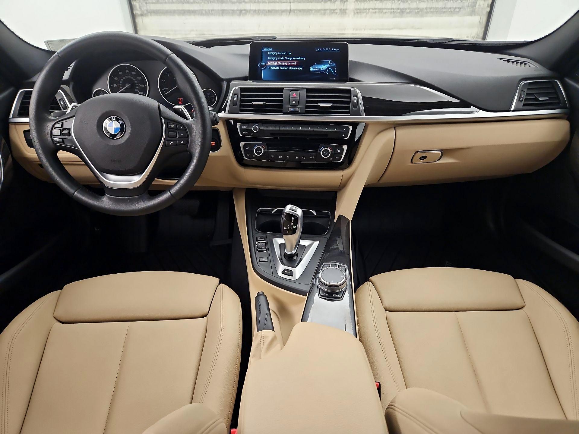 Thumbnail: 2017 BMW 3 Series - 9