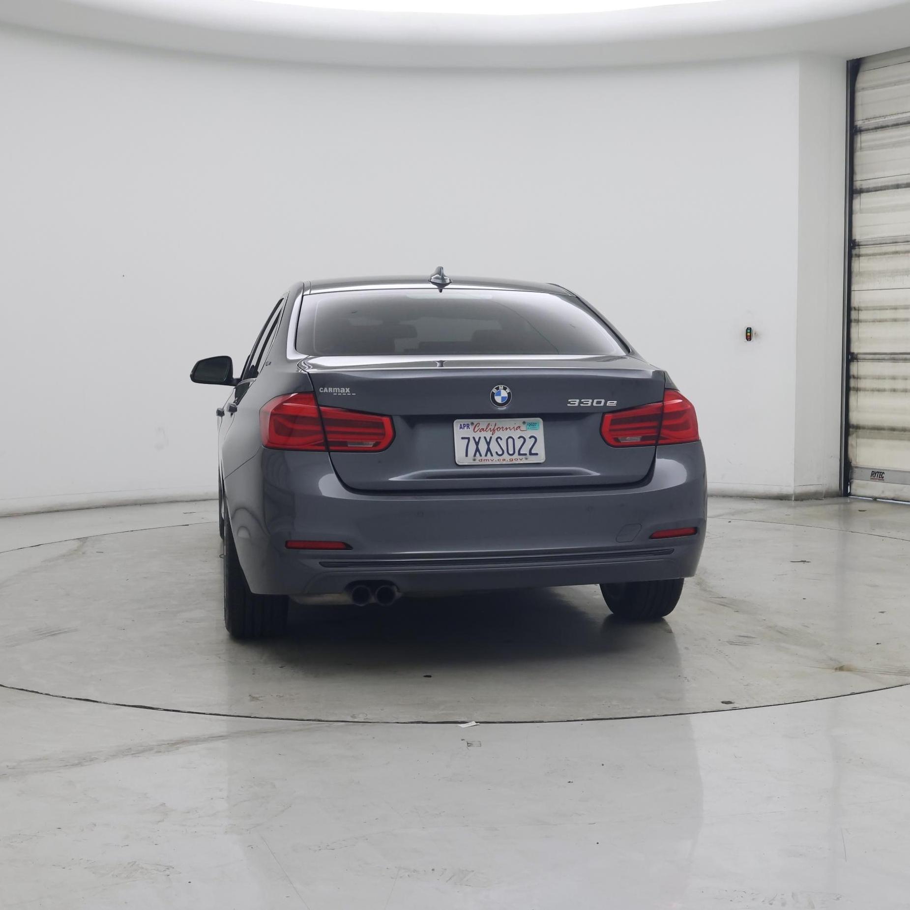 Thumbnail: 2017 BMW 3 Series - 6