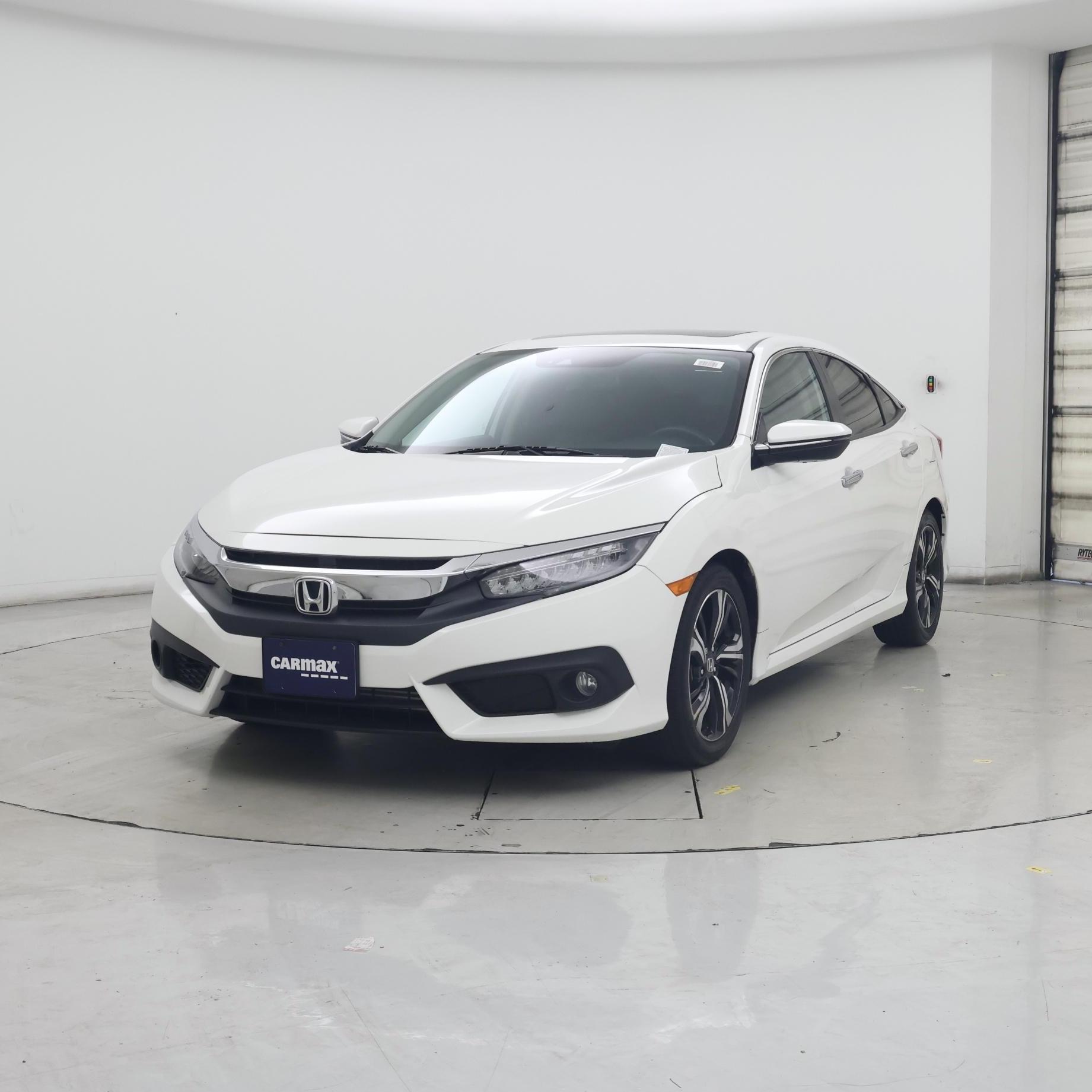 Thumbnail: 2017 Honda Civic - 4