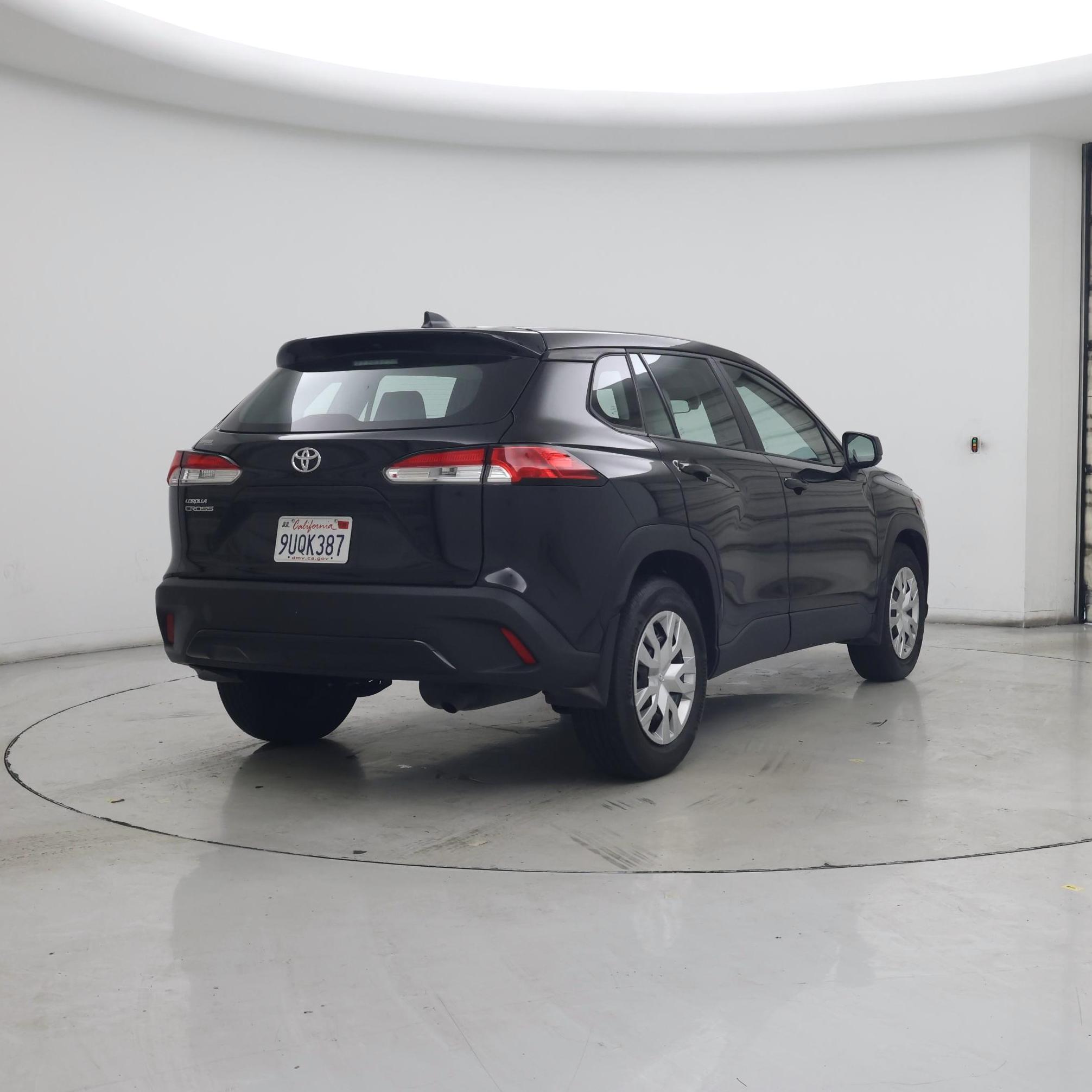 Thumbnail: 2025 Toyota Corolla Cross - 8