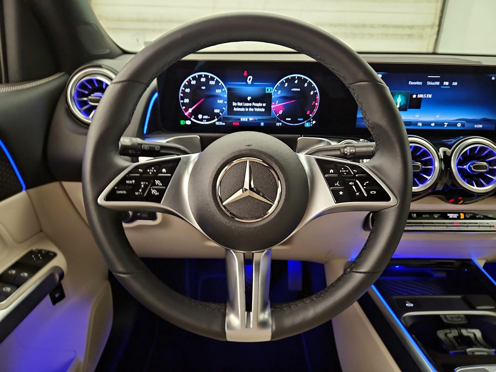 Thumbnail: 2025 Mercedes-Benz GLB - 10