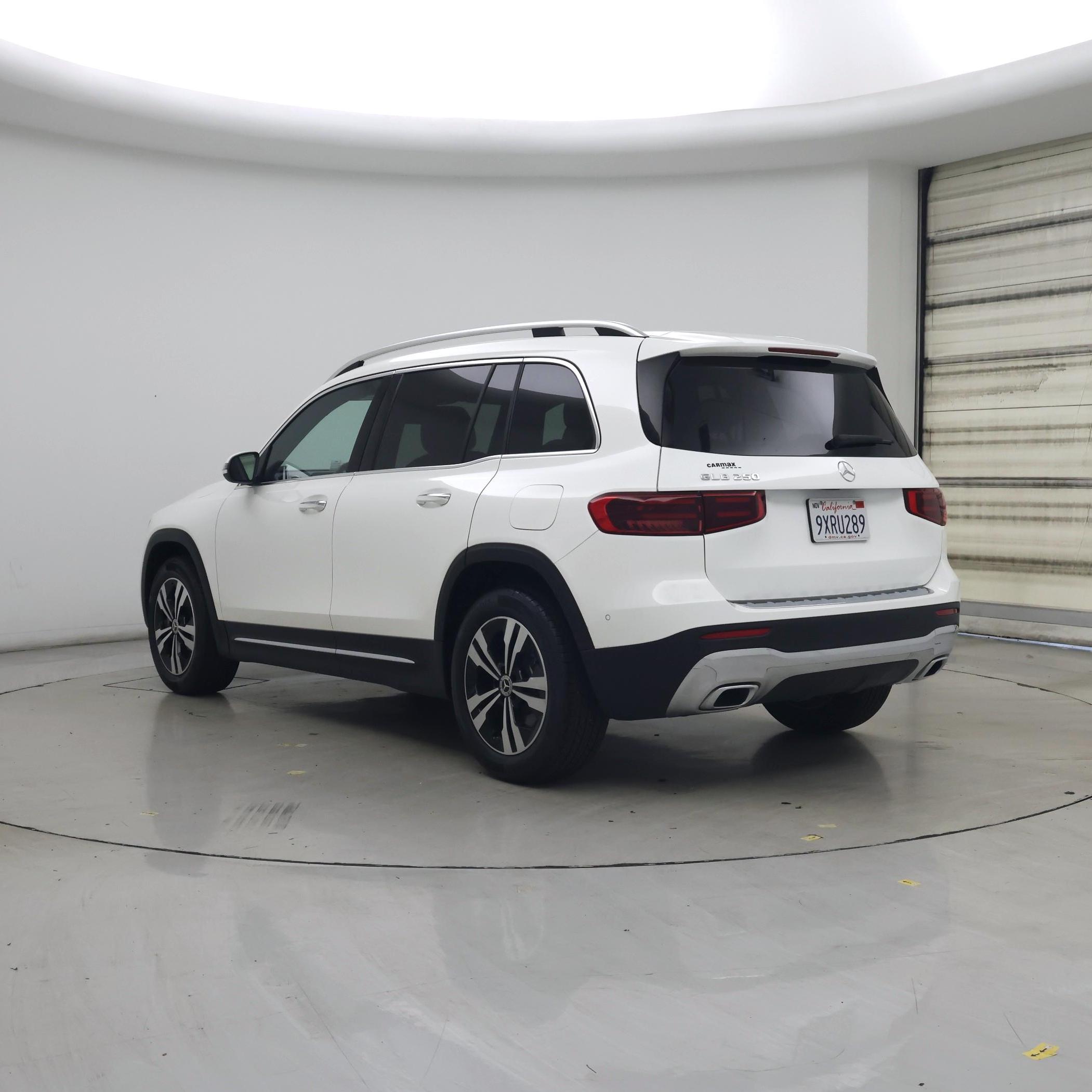 Thumbnail: 2025 Mercedes-Benz GLB - 2