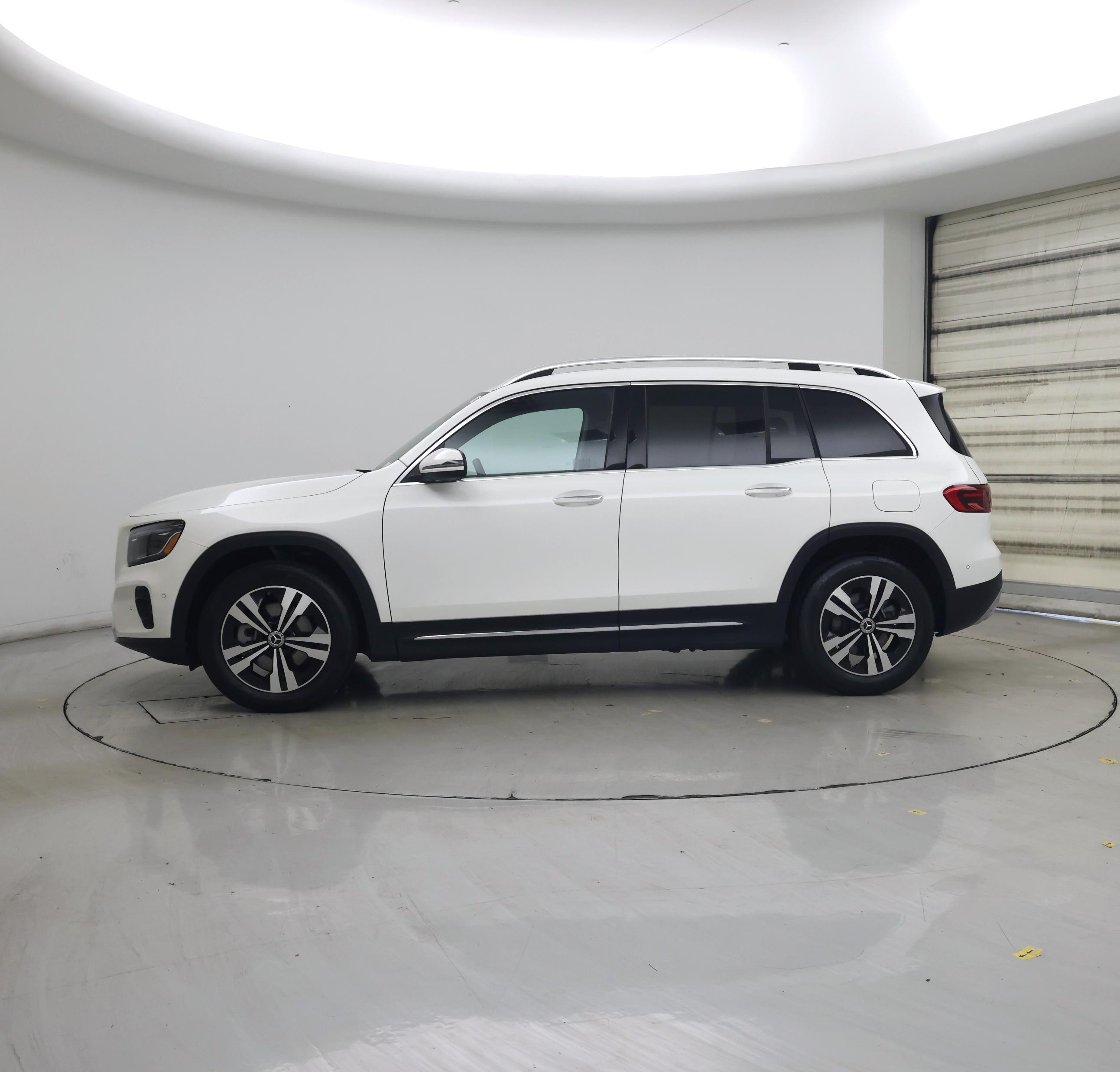 Thumbnail: 2025 Mercedes-Benz GLB - 3