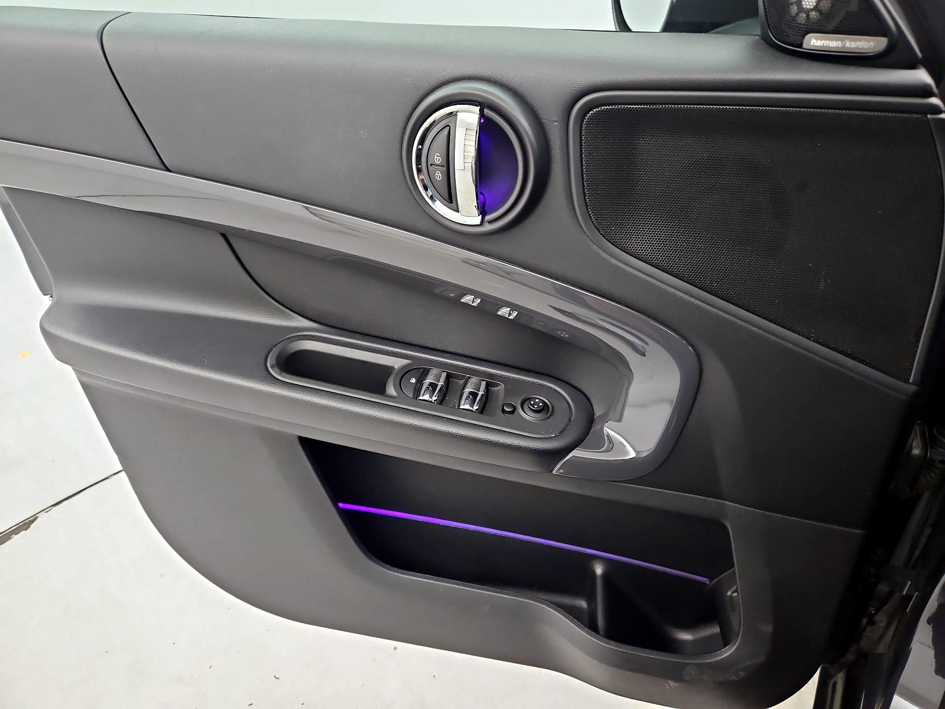 Thumbnail: 2020 MINI Cooper Countryman - 12