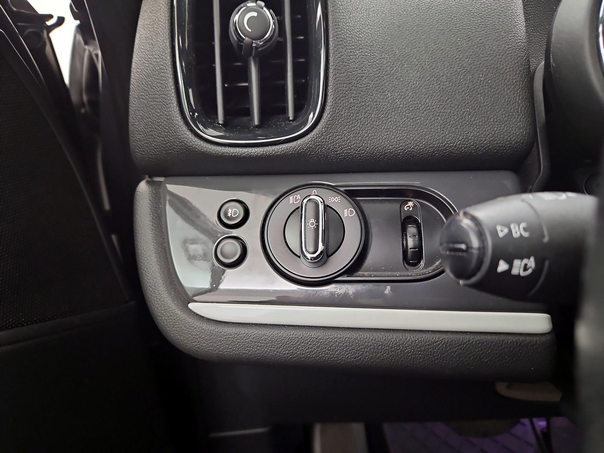 Thumbnail: 2020 MINI Cooper Countryman - 13