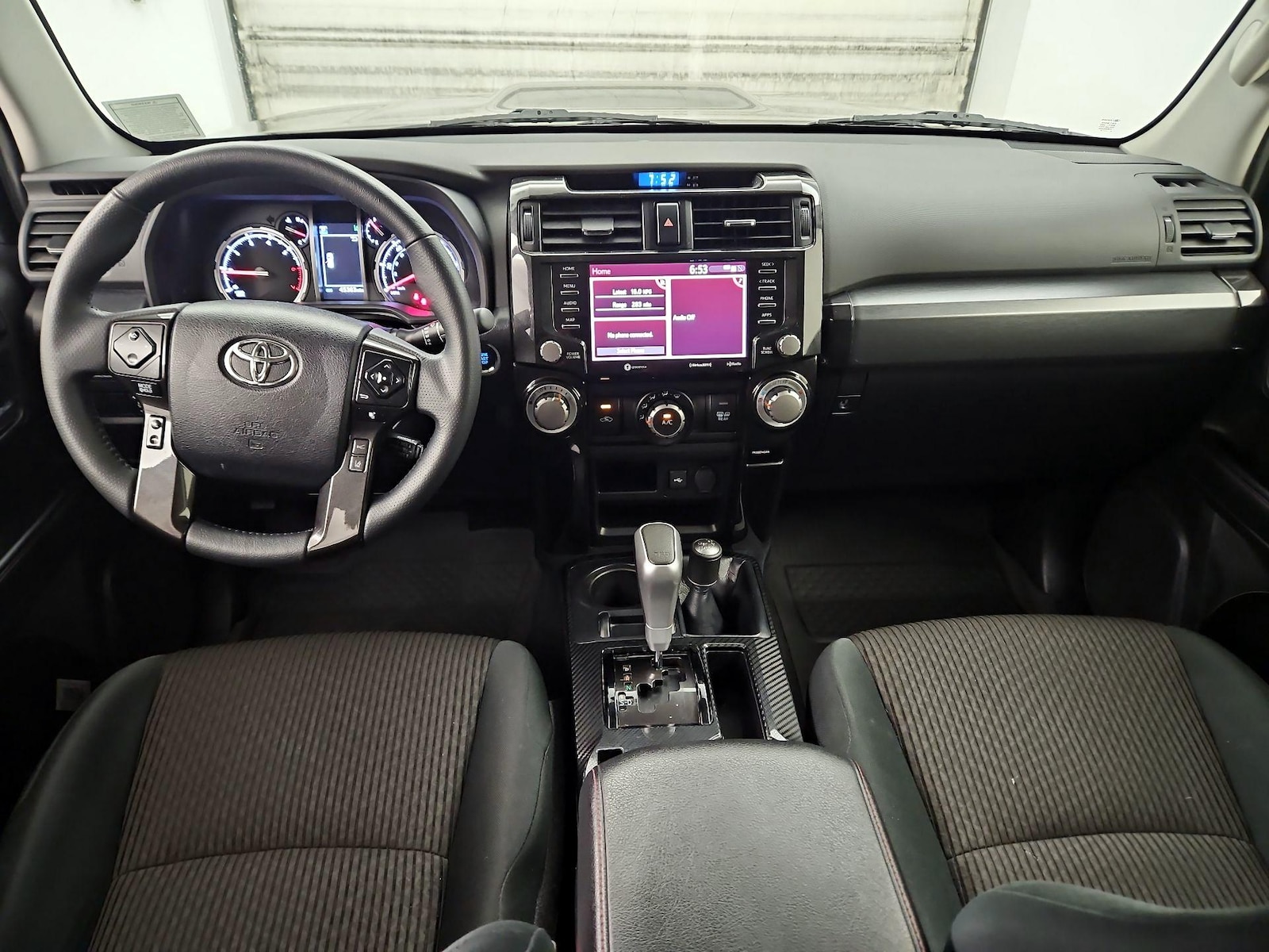 2024 Toyota 4Runner TRD Off-Road - Photo 10