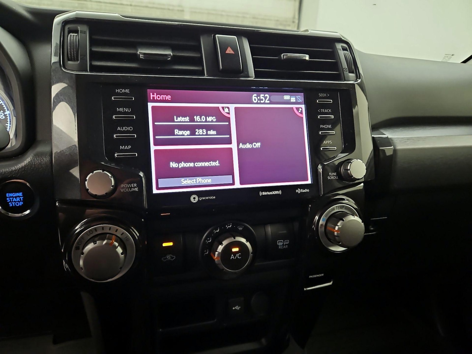 2024 Toyota 4Runner TRD Off-Road - Photo 16