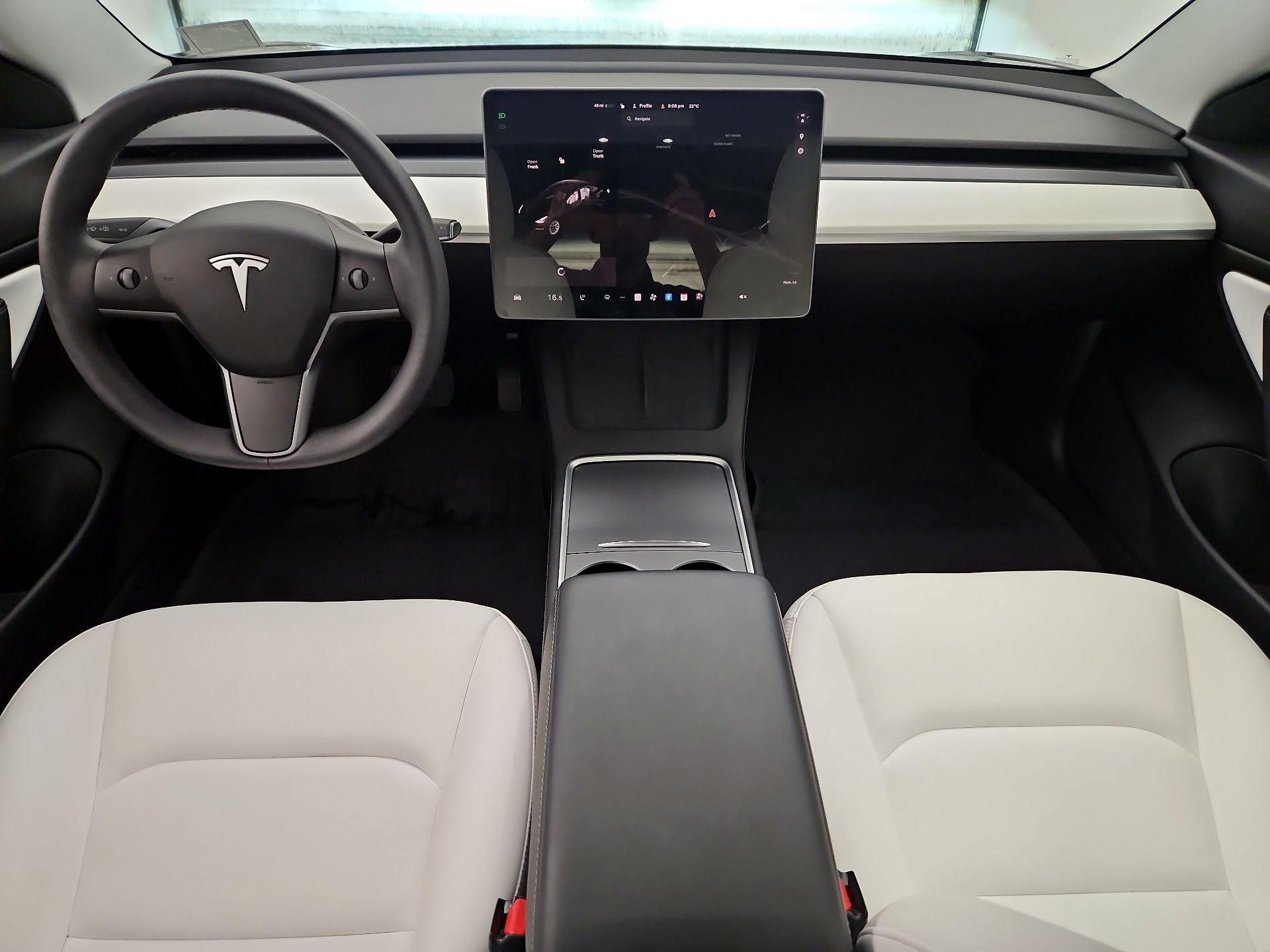 Thumbnail: 2021 Tesla Model 3 - 9