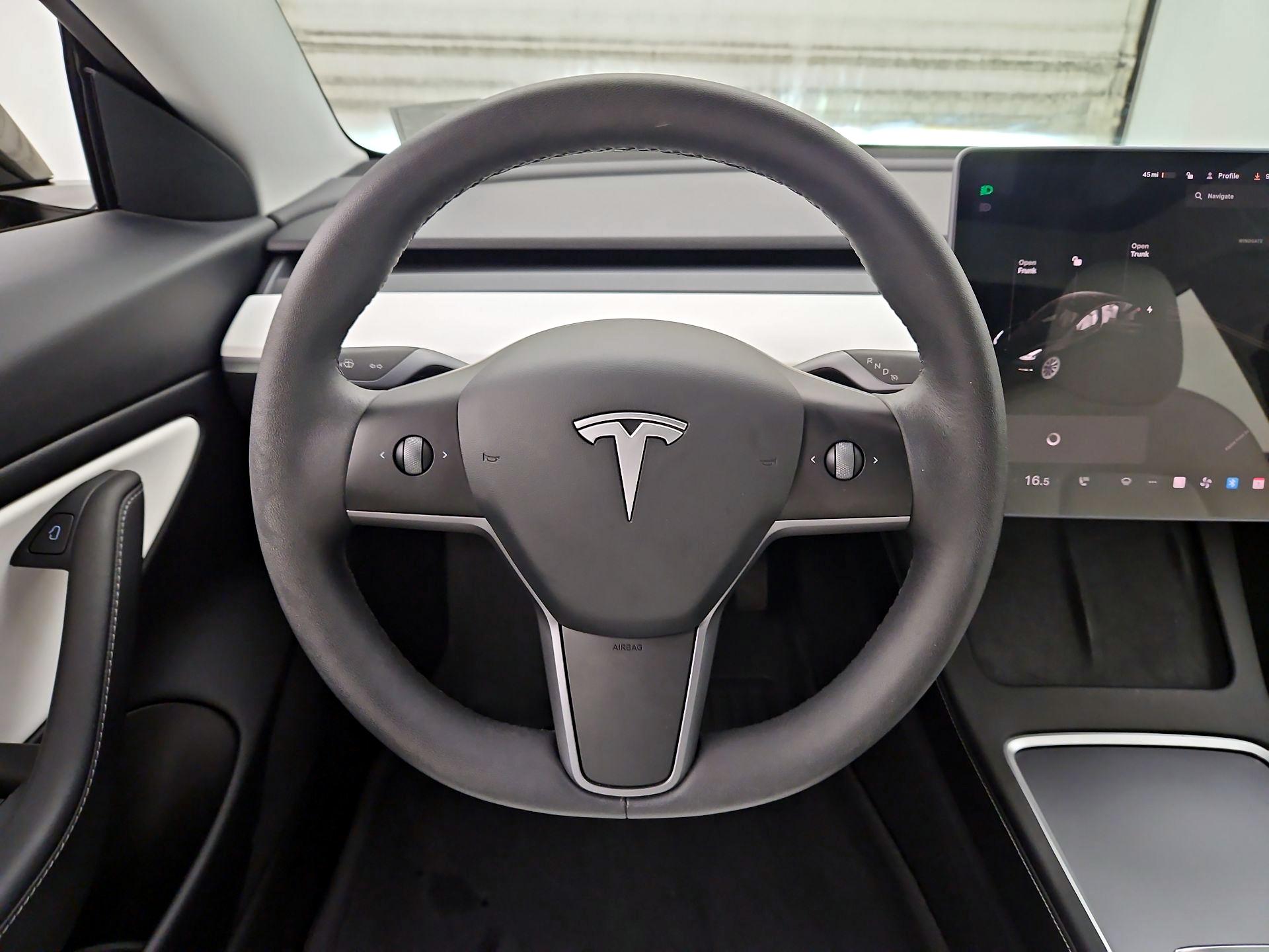 Thumbnail: 2021 Tesla Model 3 - 10