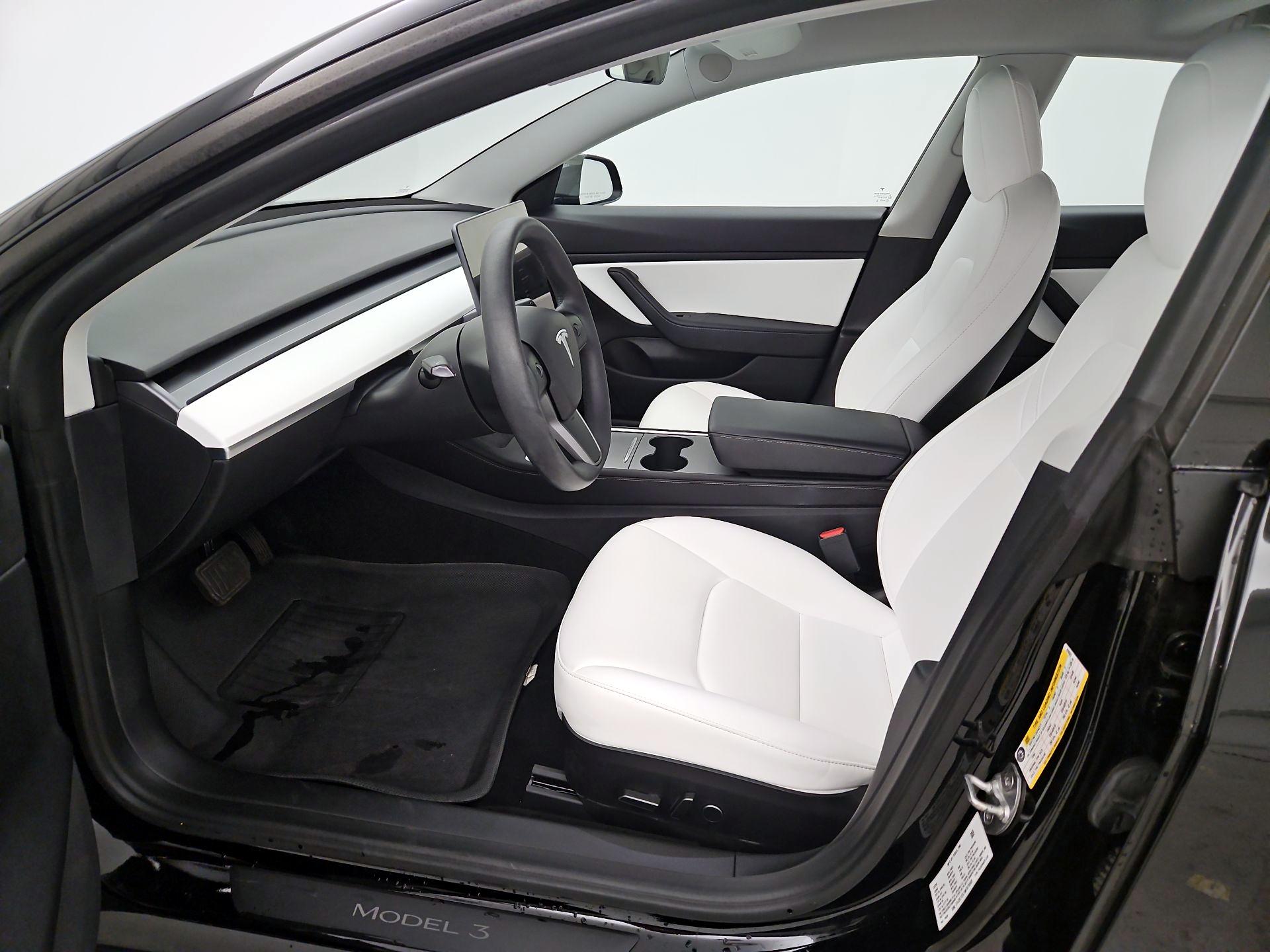 Thumbnail: 2021 Tesla Model 3 - 11