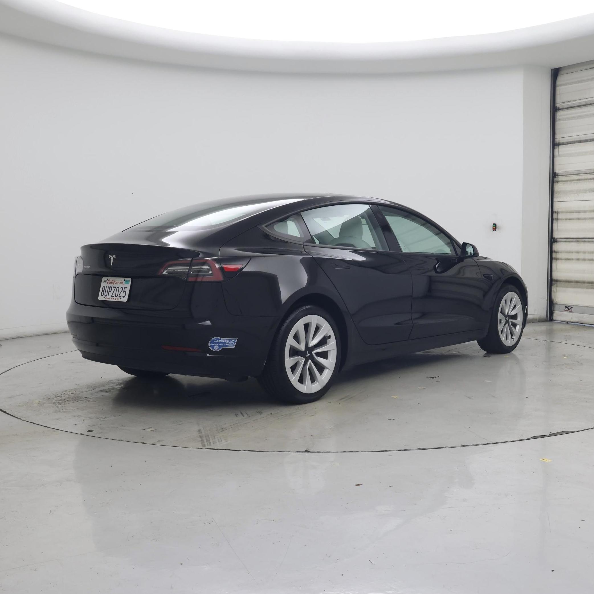 Thumbnail: 2021 Tesla Model 3 - 8
