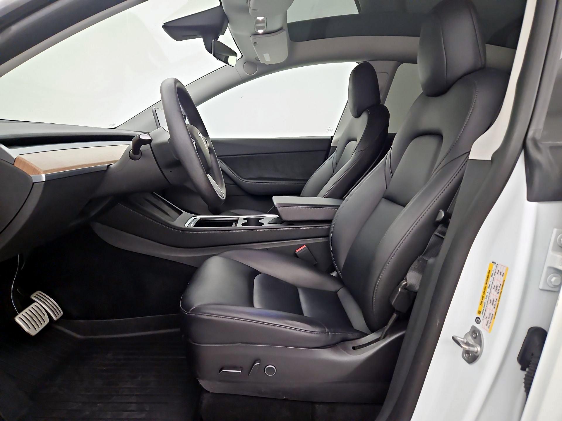 Thumbnail: 2022 Tesla Model Y - 11