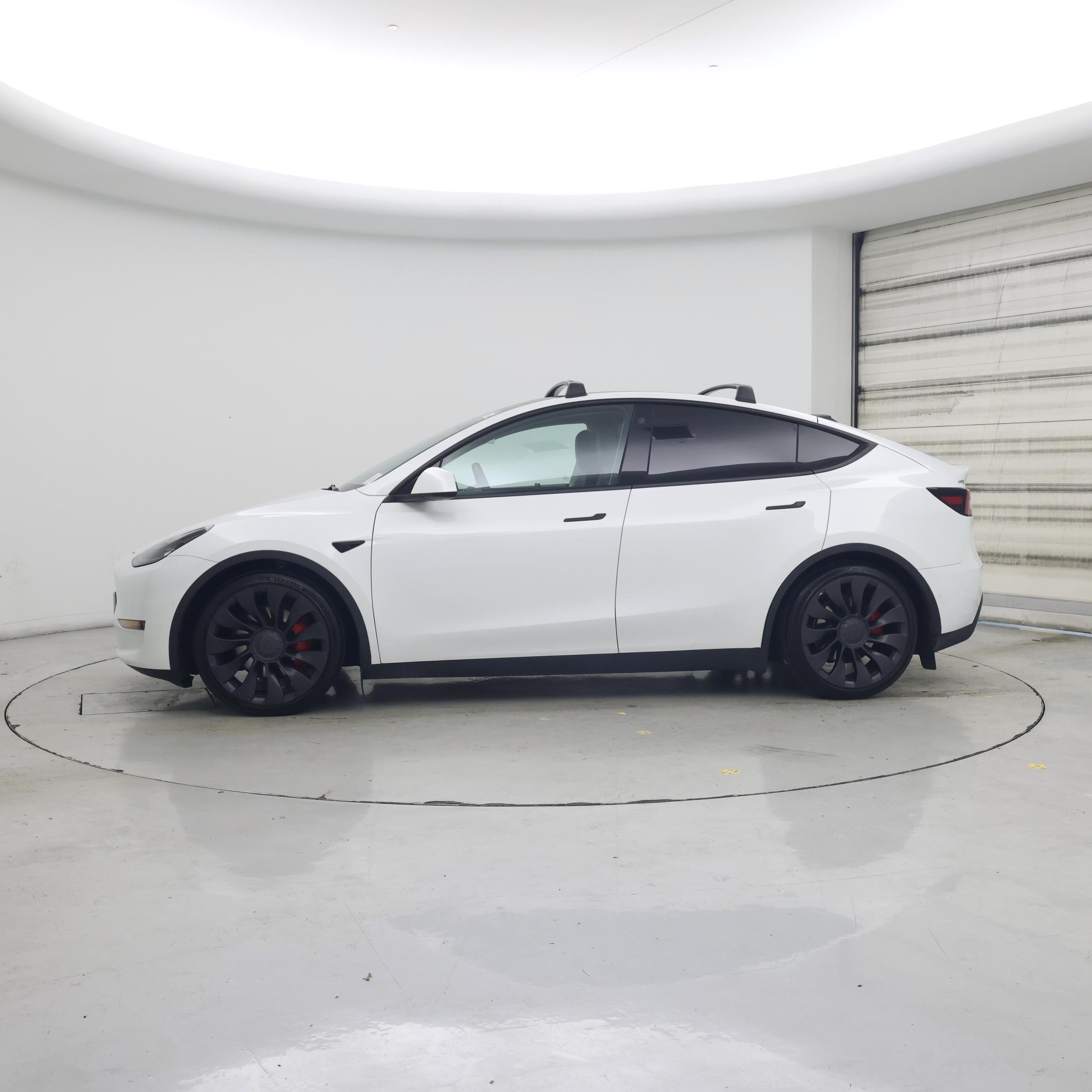 Thumbnail: 2022 Tesla Model Y - 3