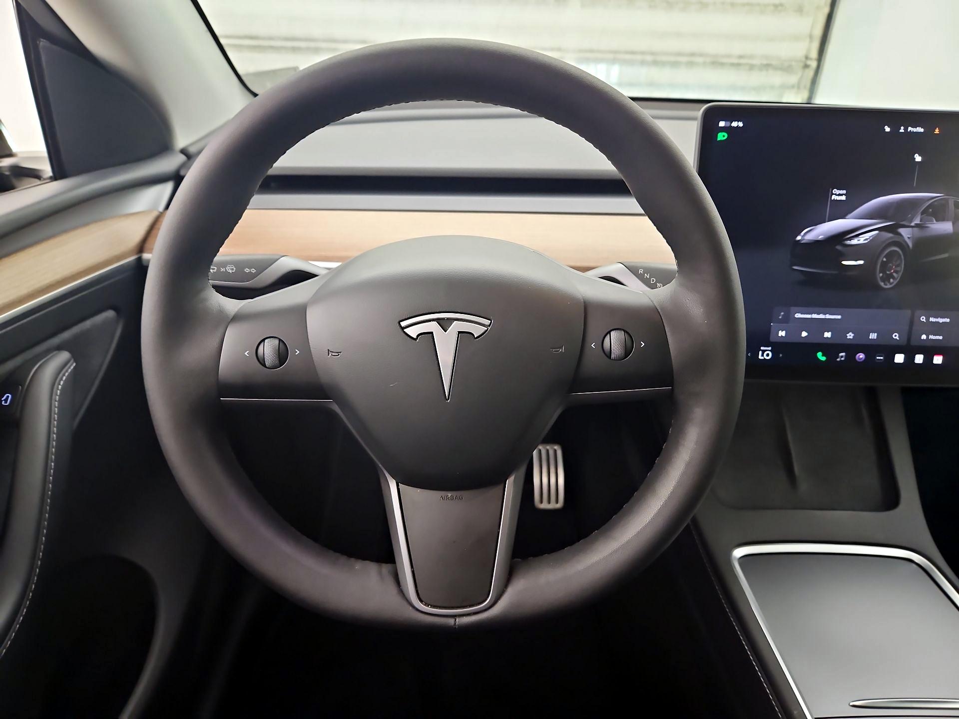 Thumbnail: 2025 Tesla Model Y - 10