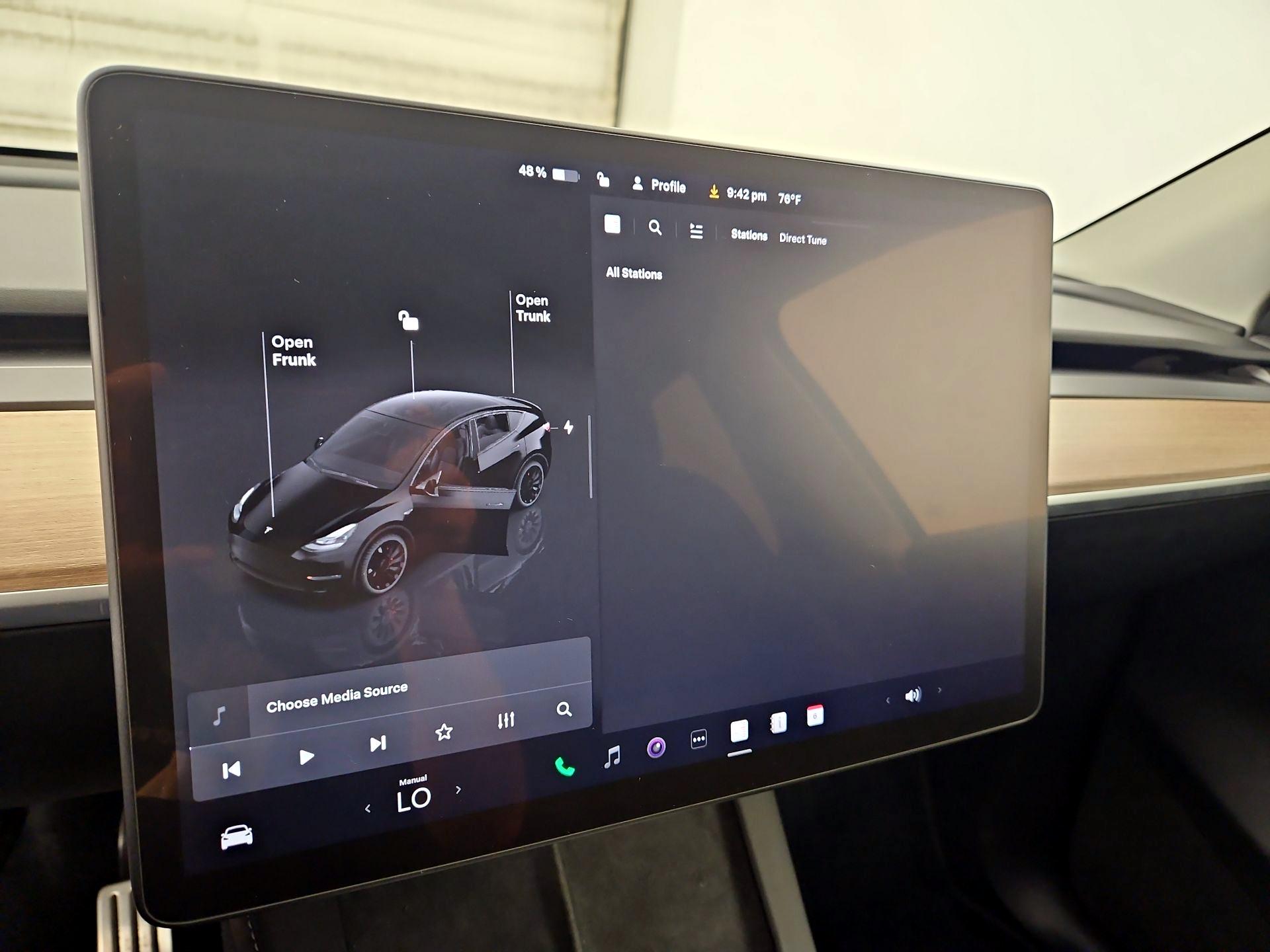 Thumbnail: 2025 Tesla Model Y - 15