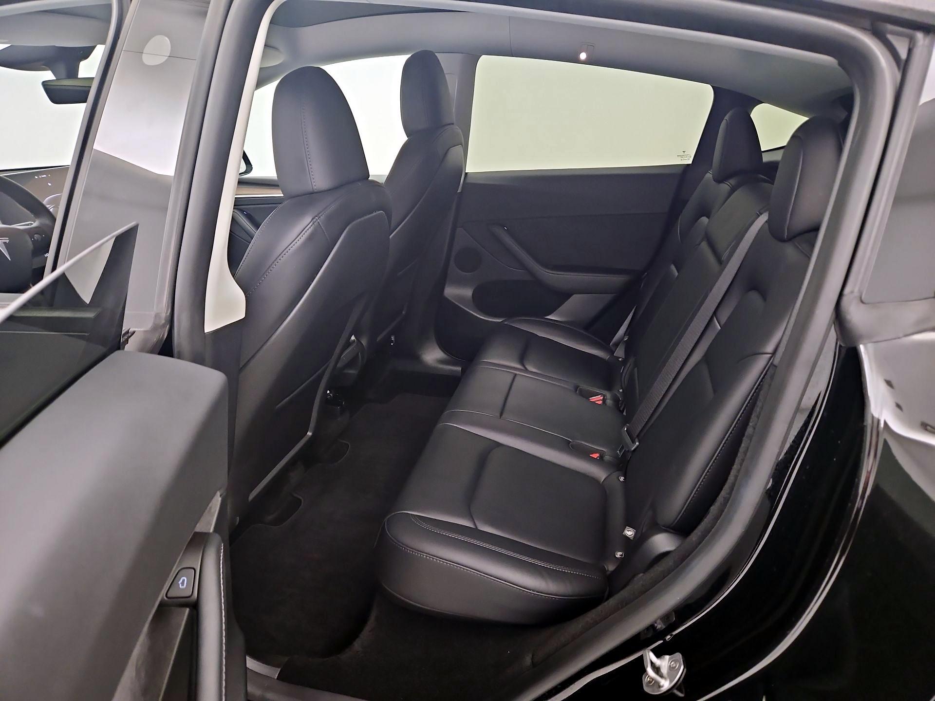 Thumbnail: 2025 Tesla Model Y - 18
