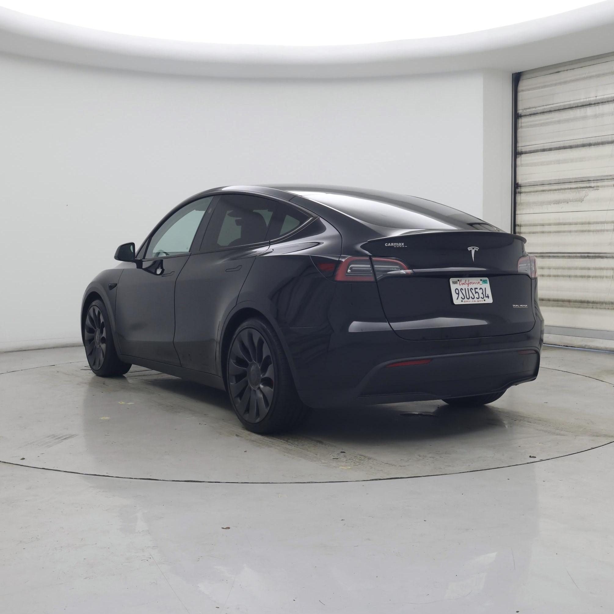 Thumbnail: 2025 Tesla Model Y - 2