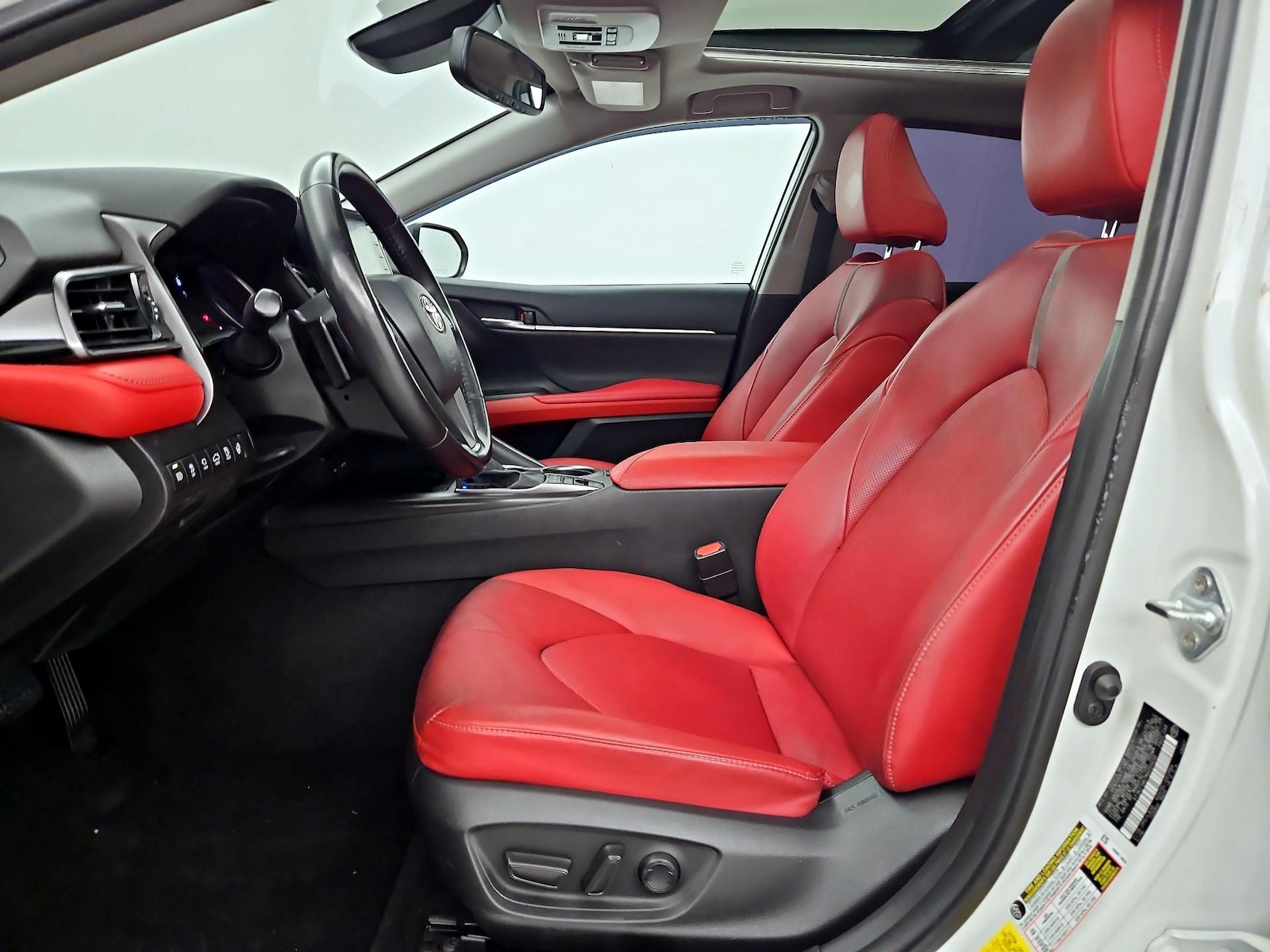 2021 Toyota Camry XSE - Photo 12