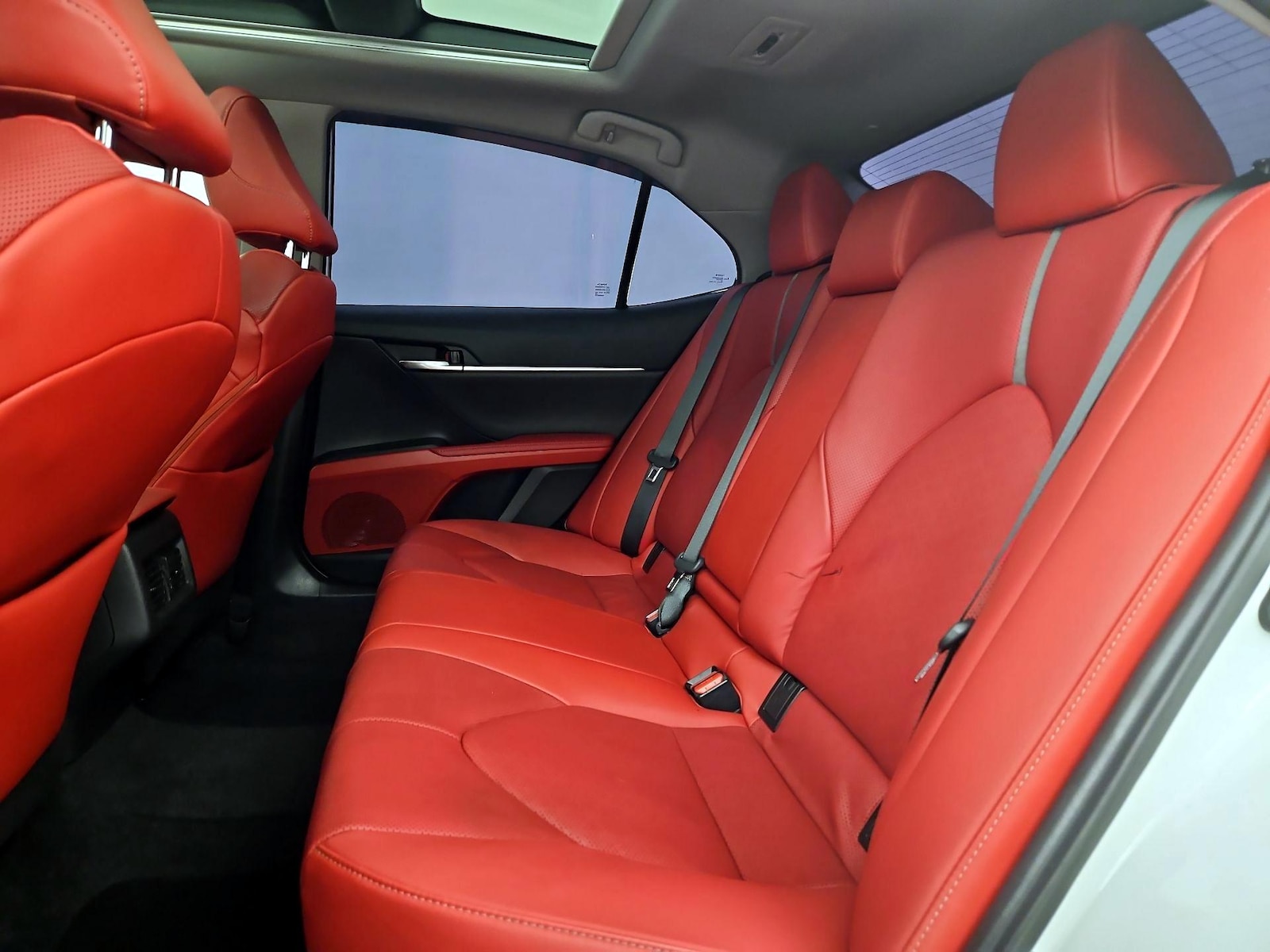 2021 Toyota Camry XSE - Photo 19