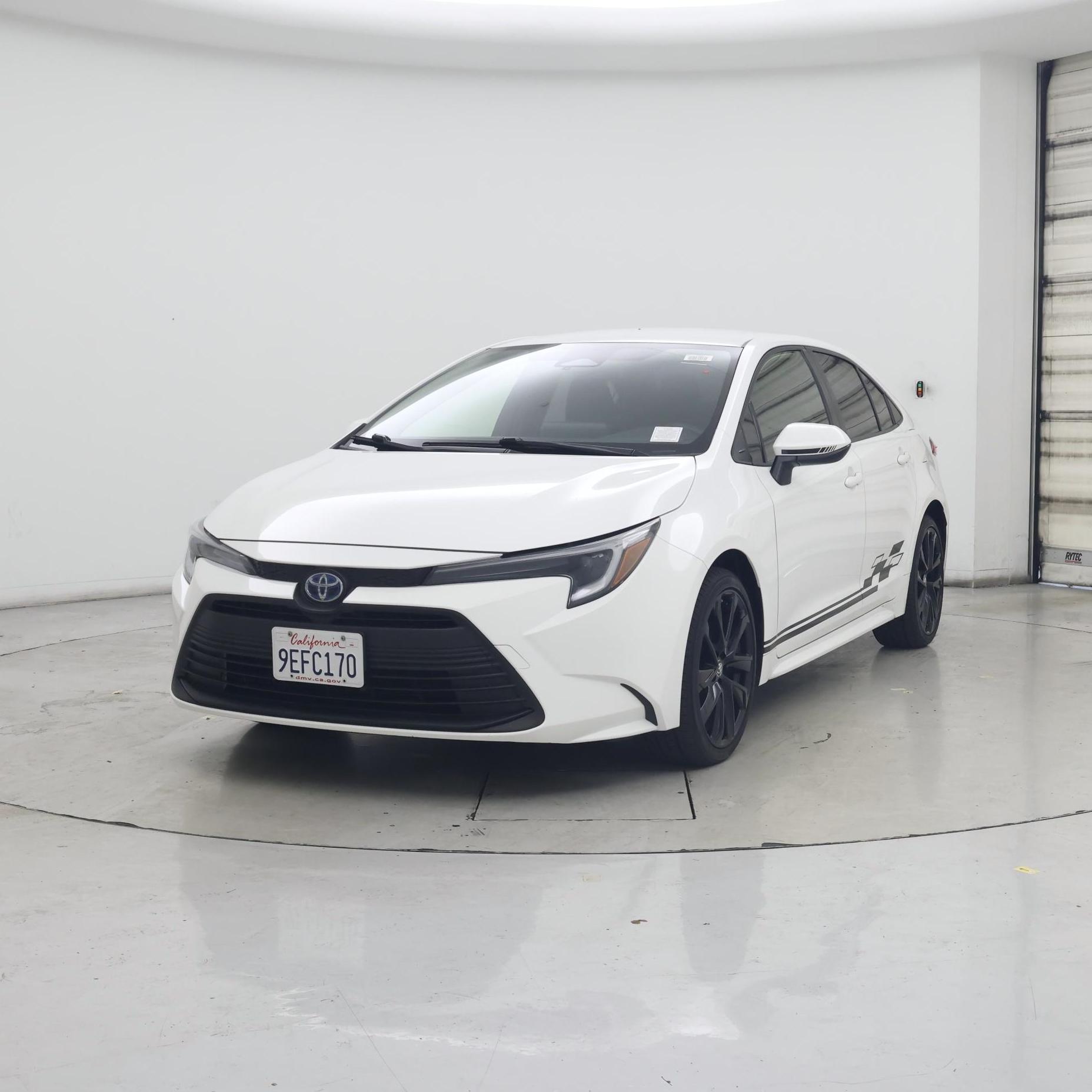 Thumbnail: 2023 Toyota Corolla - 4