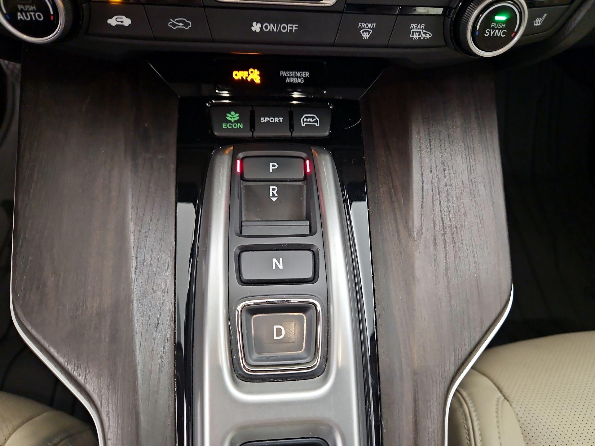 Thumbnail: 2018 Honda Clarity - 18