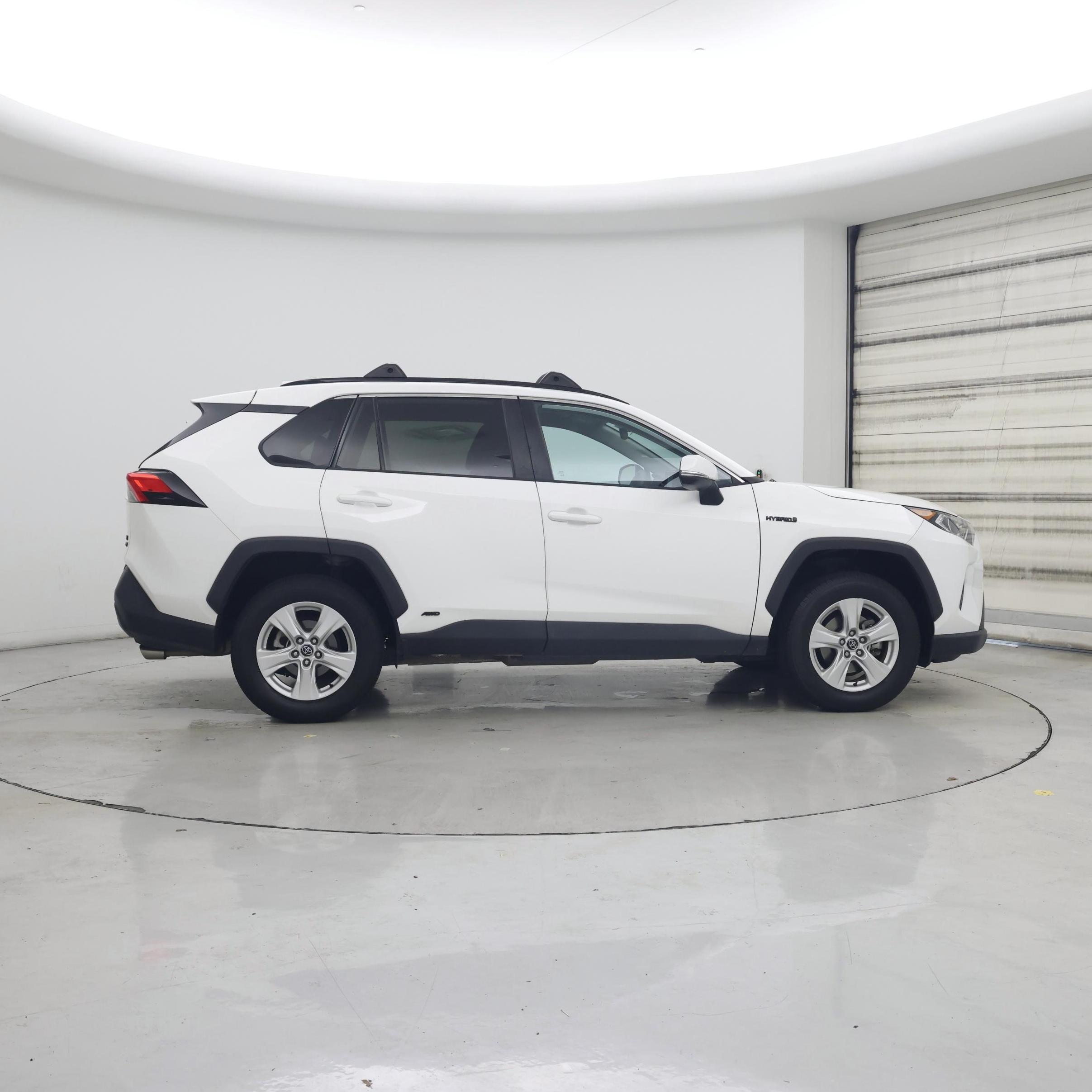 Thumbnail: 2020 Toyota RAV4 - 7