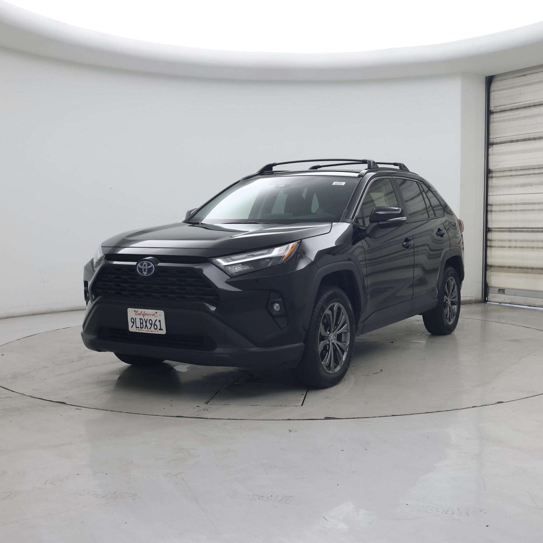 Thumbnail: 2024 Toyota RAV4 - 4