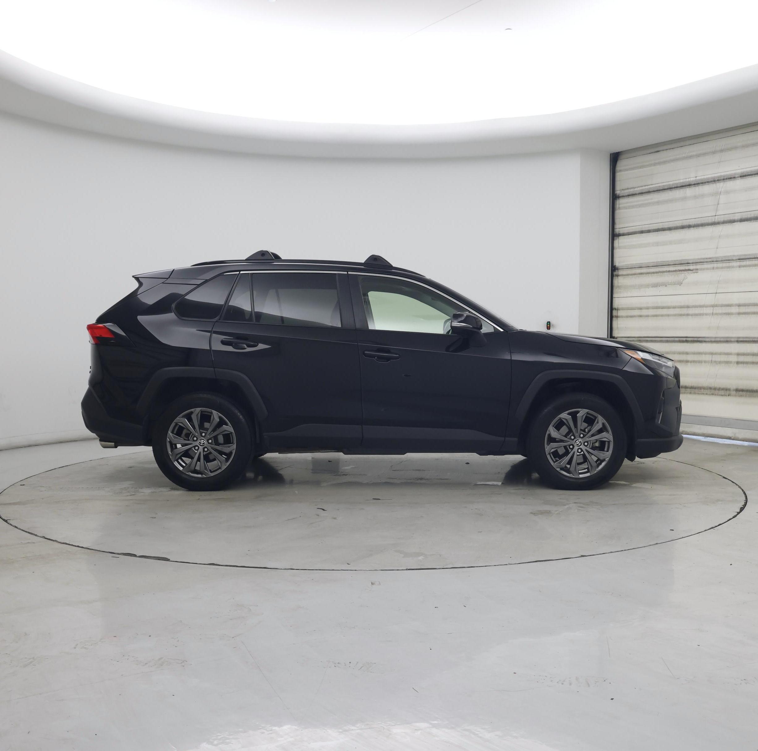Thumbnail: 2024 Toyota RAV4 - 7