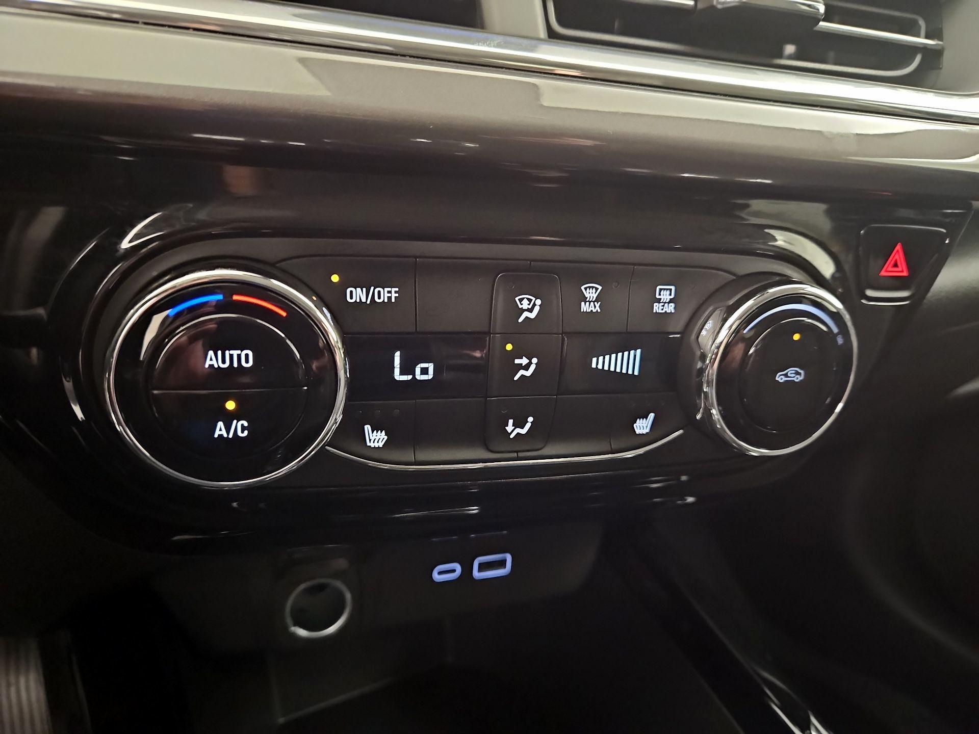 Thumbnail: 2025 Chevrolet Trax - 16