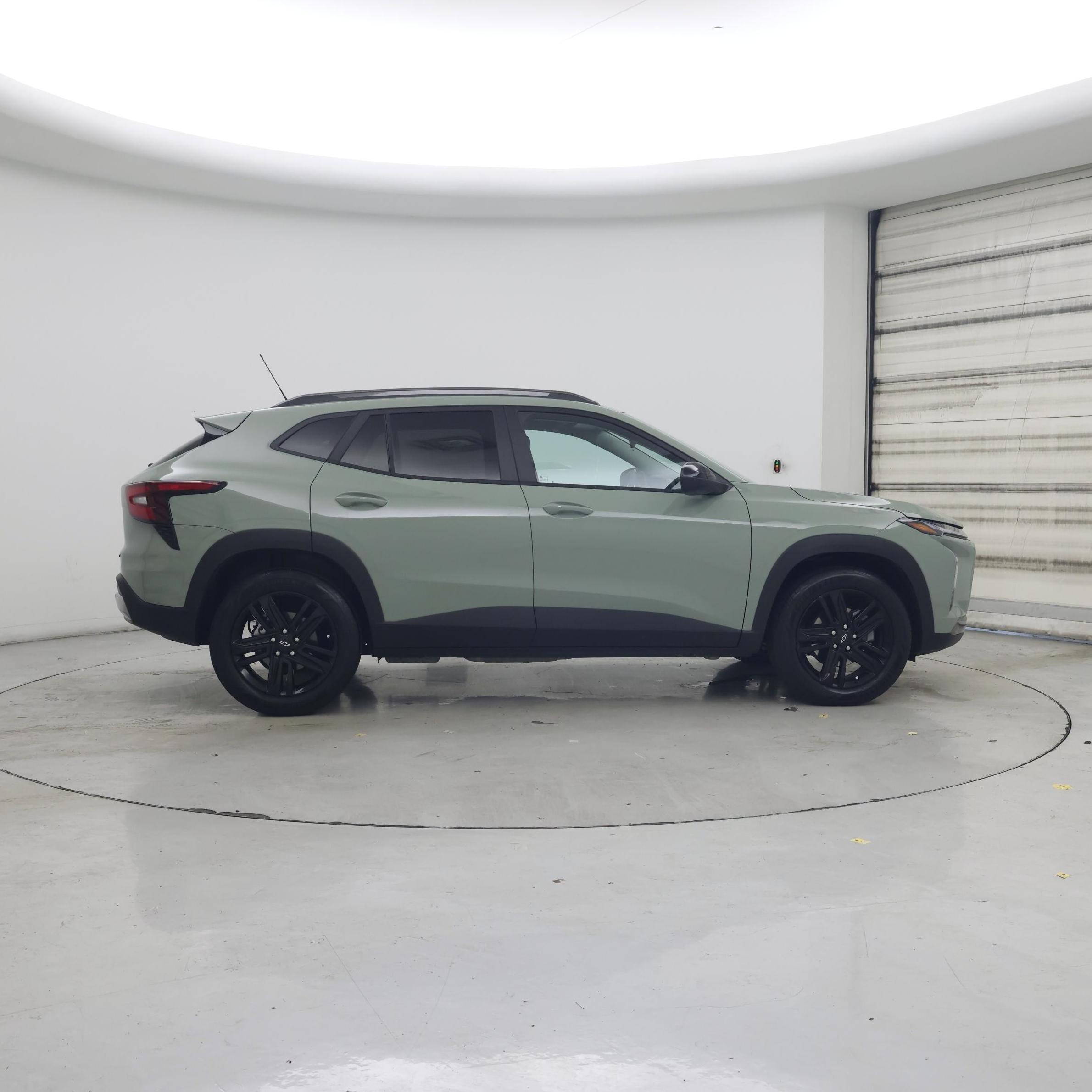 Thumbnail: 2025 Chevrolet Trax - 7