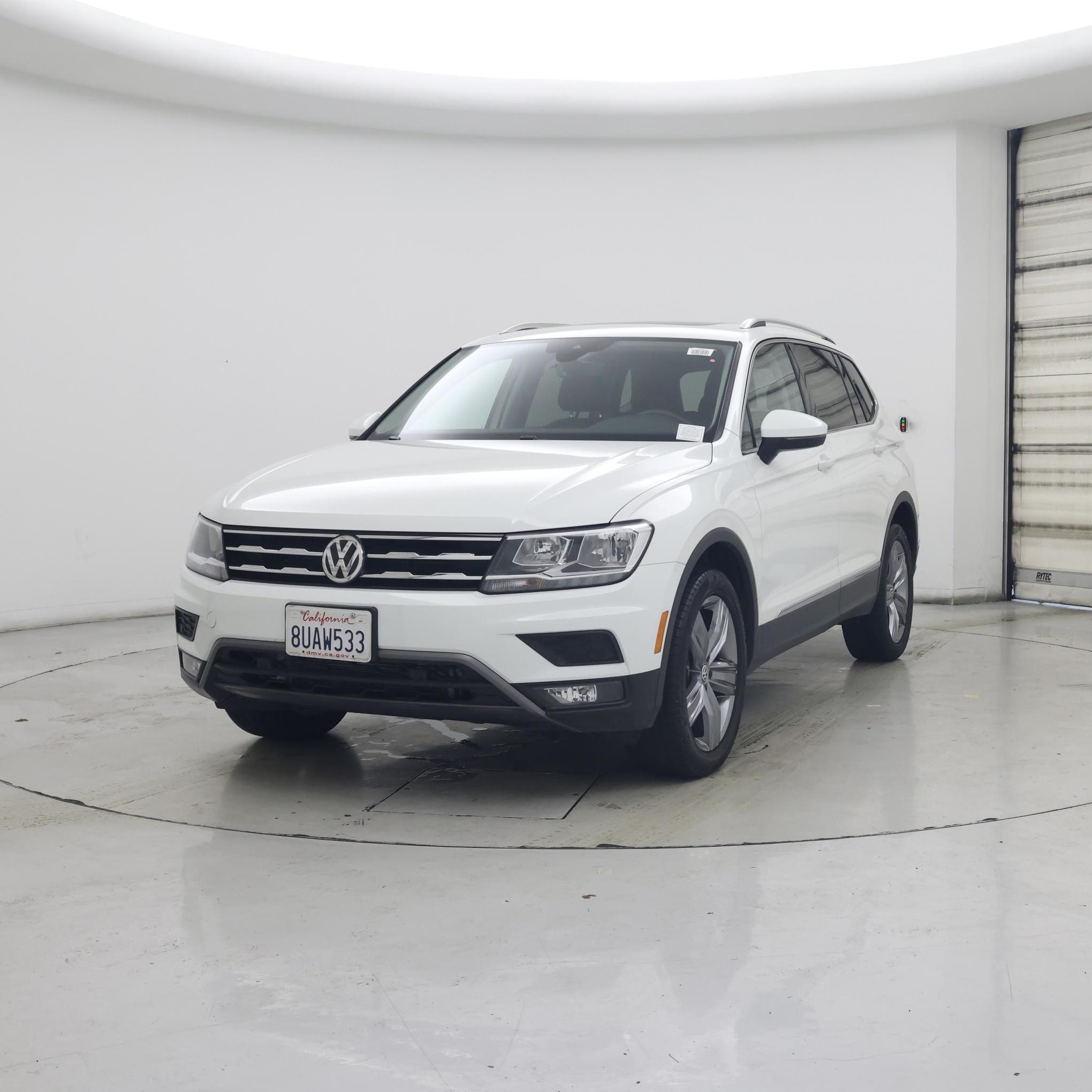Thumbnail: 2020 Volkswagen Tiguan - 4