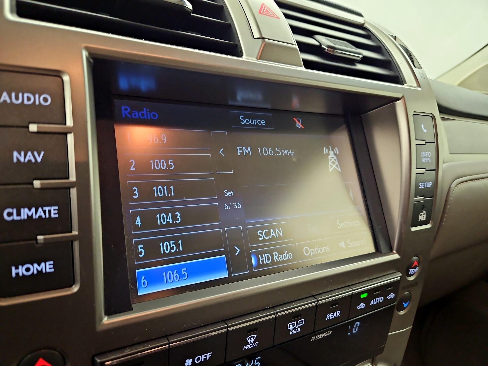 Thumbnail: 2019 Lexus GX - 16