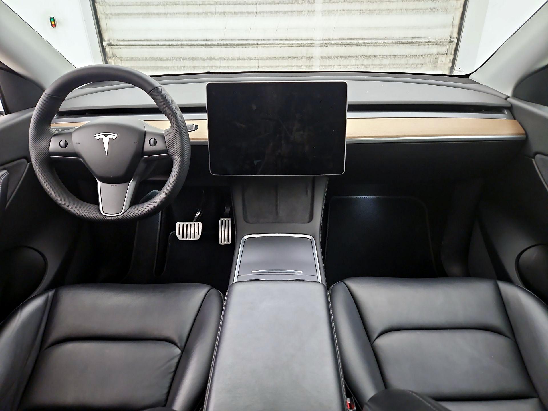 Thumbnail: 2022 Tesla Model Y - 9