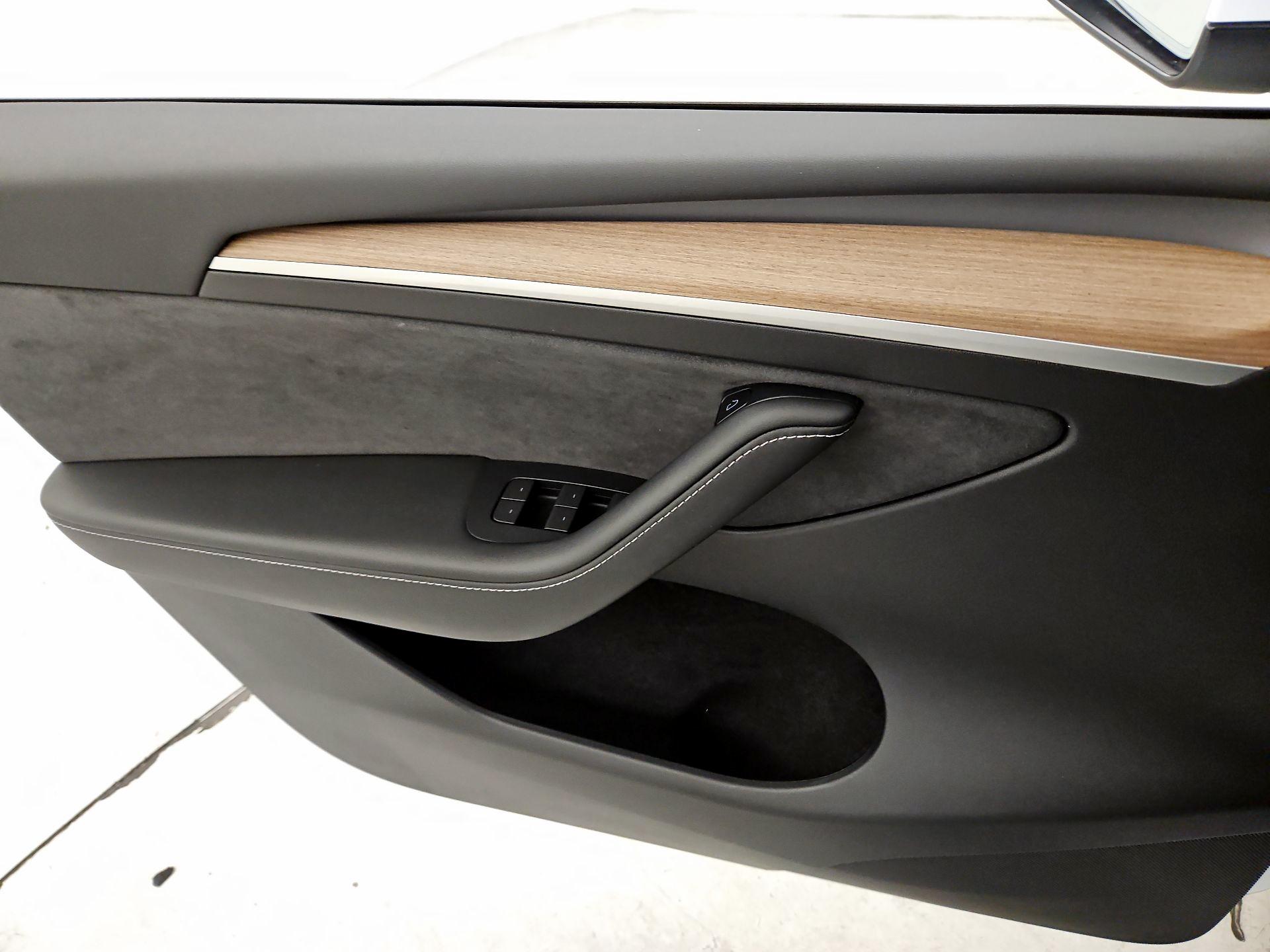 Thumbnail: 2023 Tesla Model Y - 12