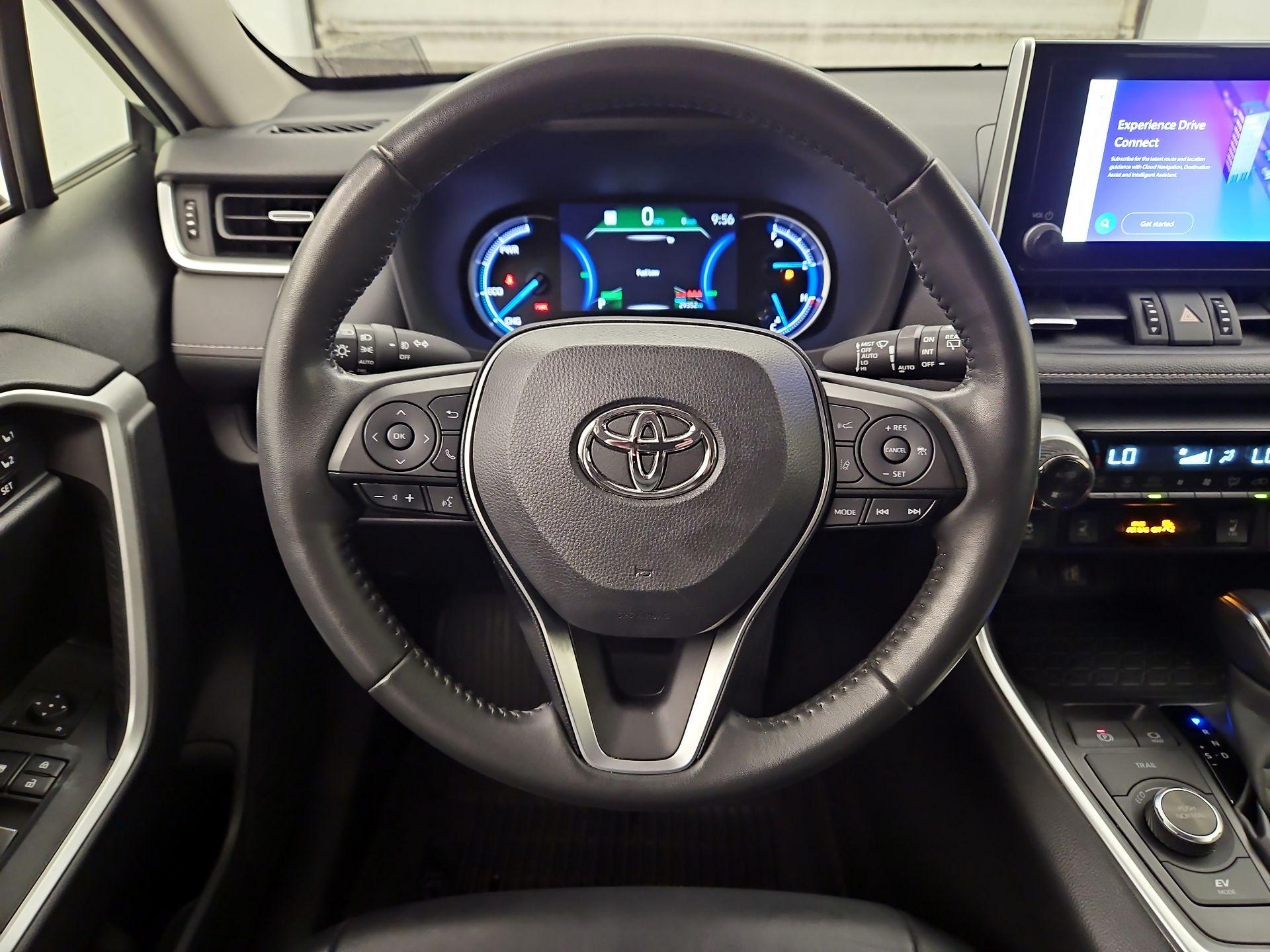 Thumbnail: 2023 Toyota RAV4 - 10