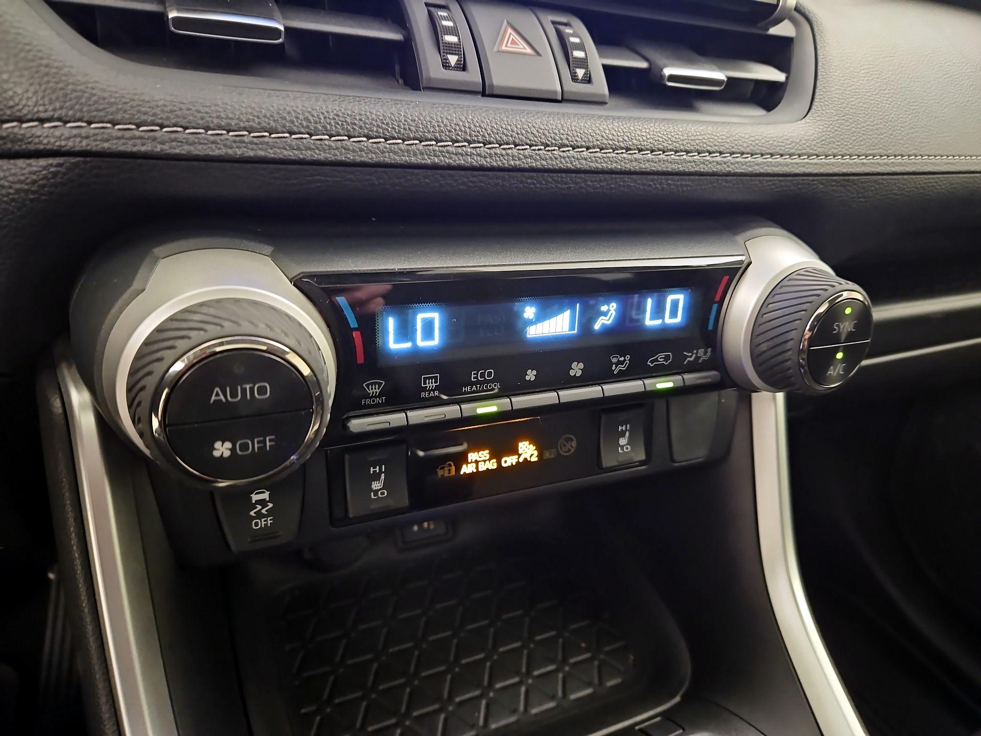 Thumbnail: 2023 Toyota RAV4 - 17