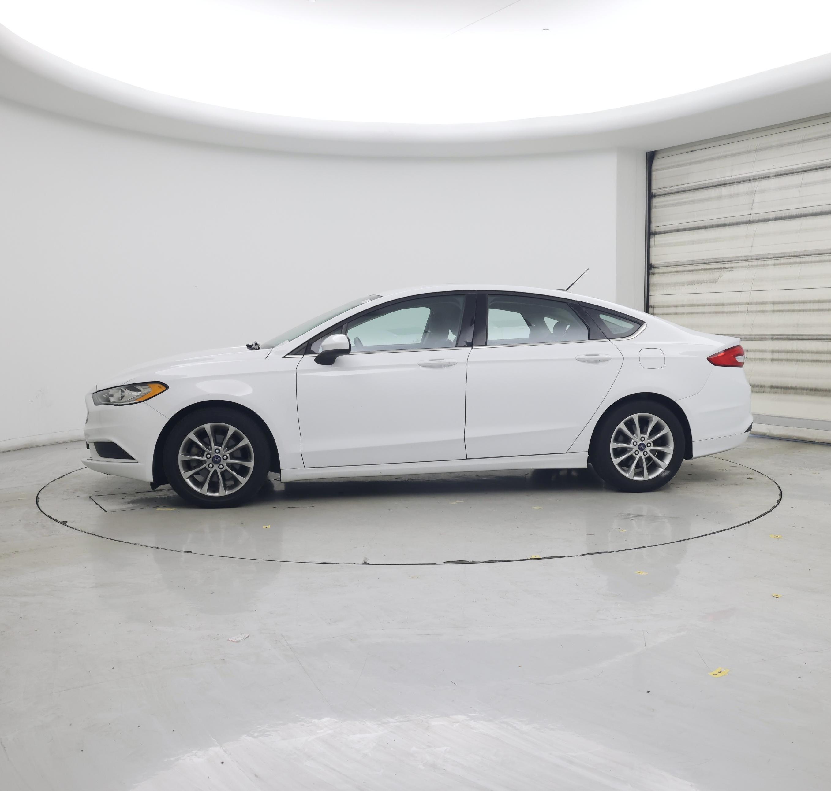 Thumbnail: 2017 Ford Fusion - 3