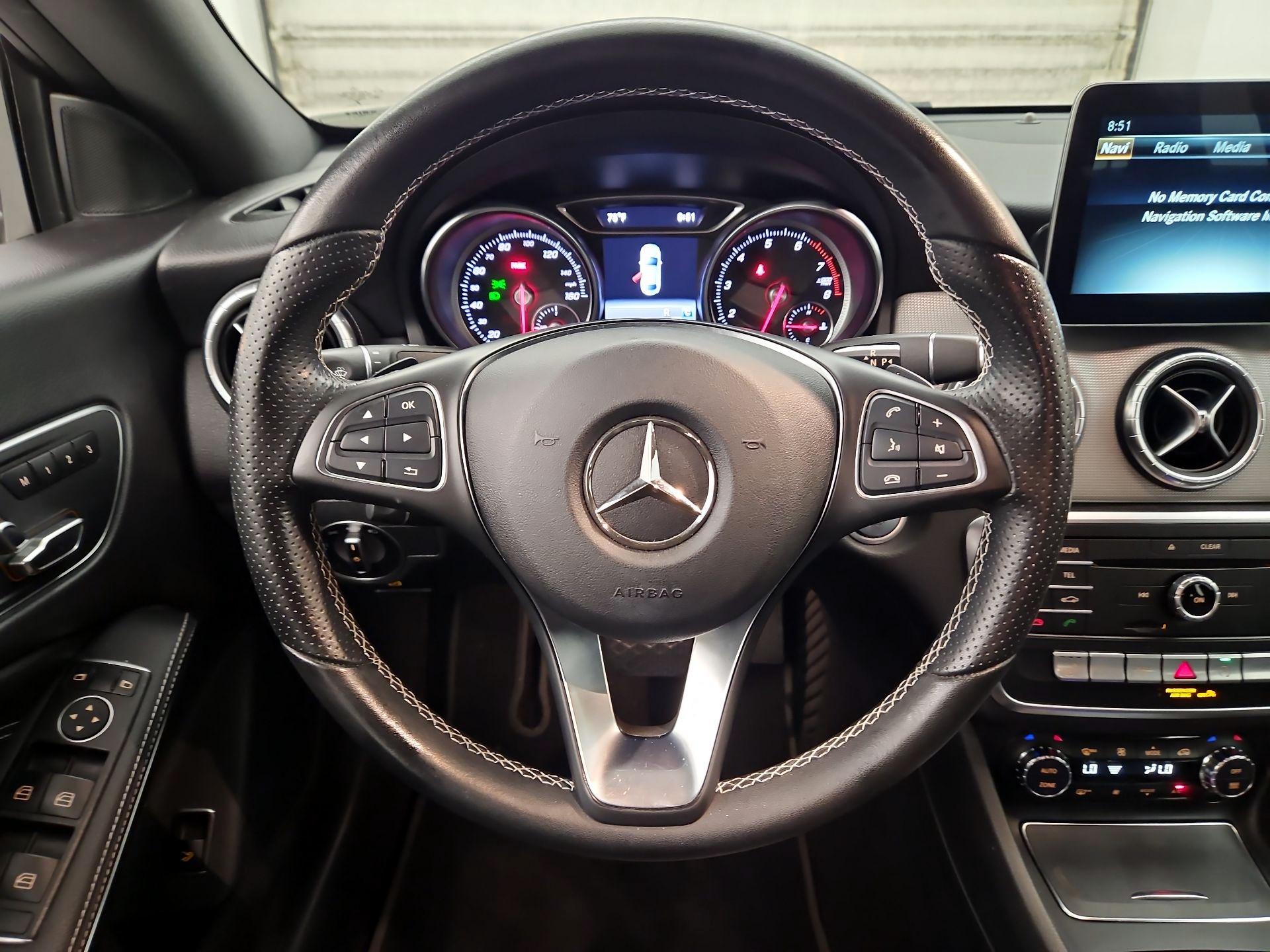 Thumbnail: 2018 Mercedes-Benz CLA - 10
