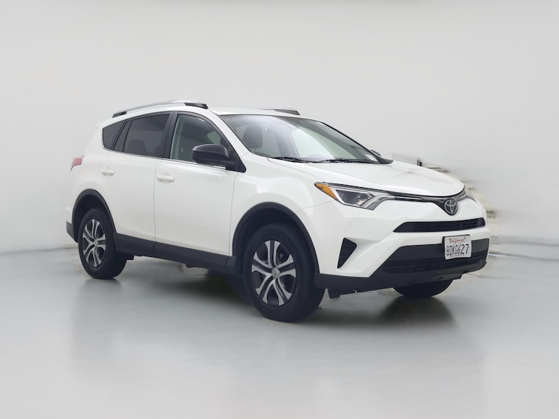 2018 Toyota RAV4 LE -
                  Sacramento, CA