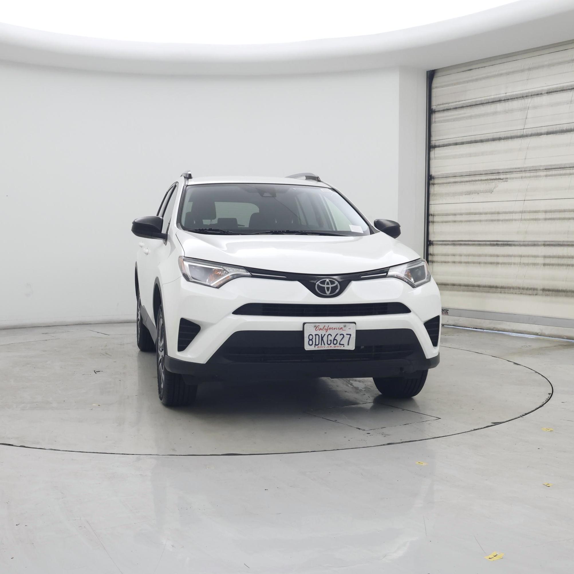 Thumbnail: 2018 Toyota RAV4 - 5