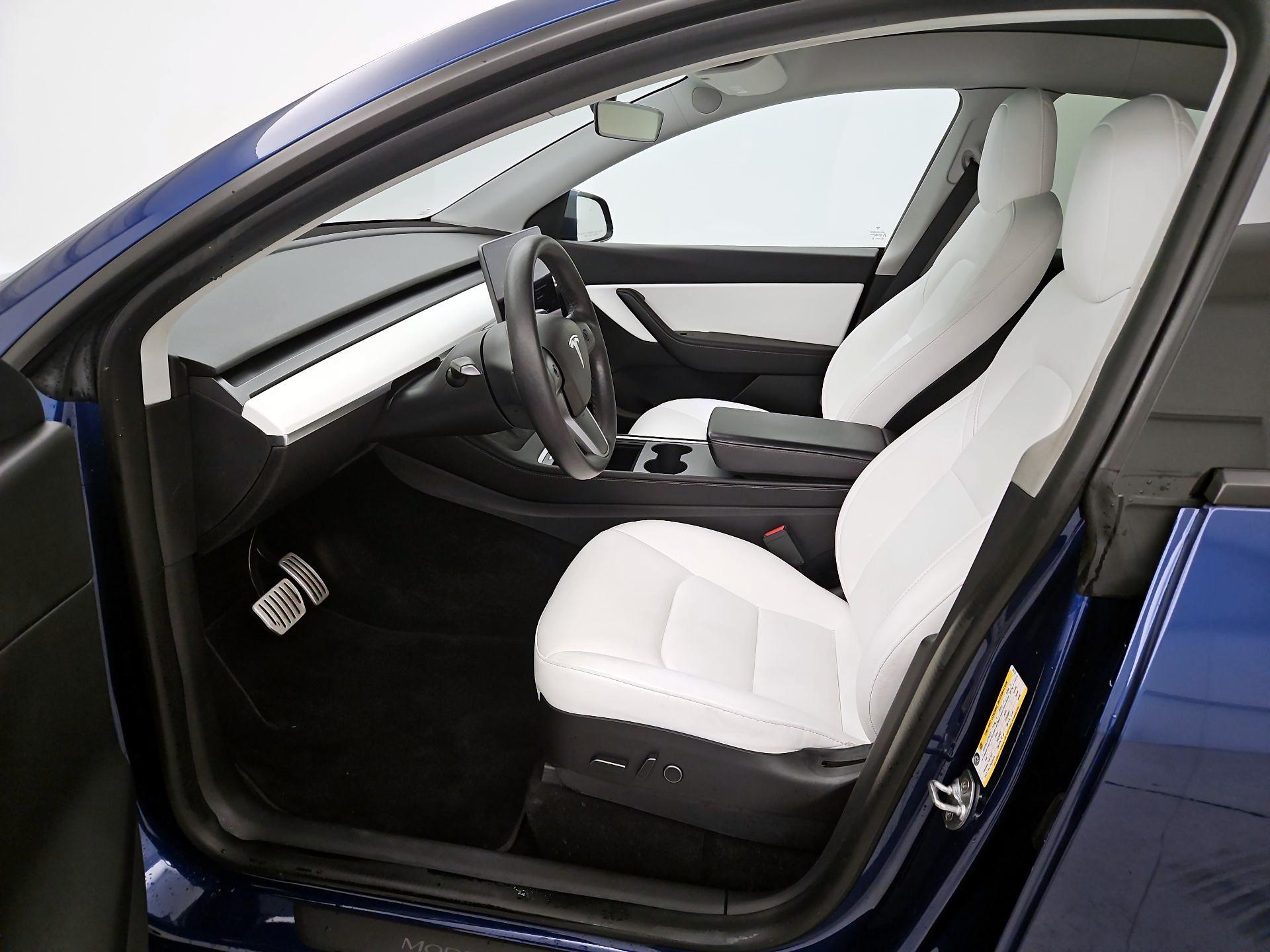 Thumbnail: 2022 Tesla Model Y - 11