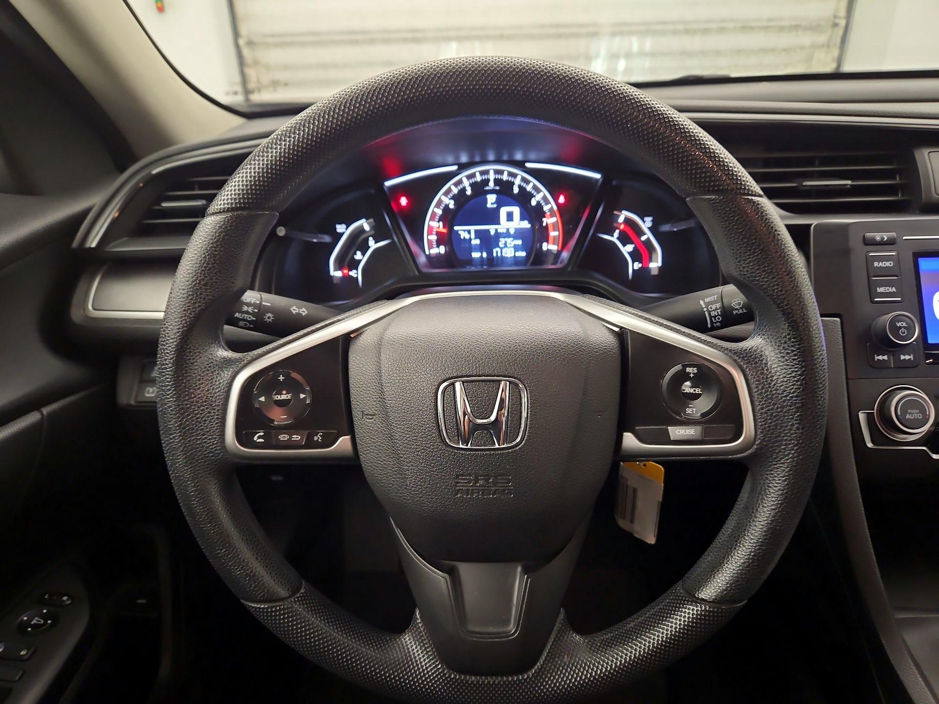 Thumbnail: 2017 Honda Civic - 10