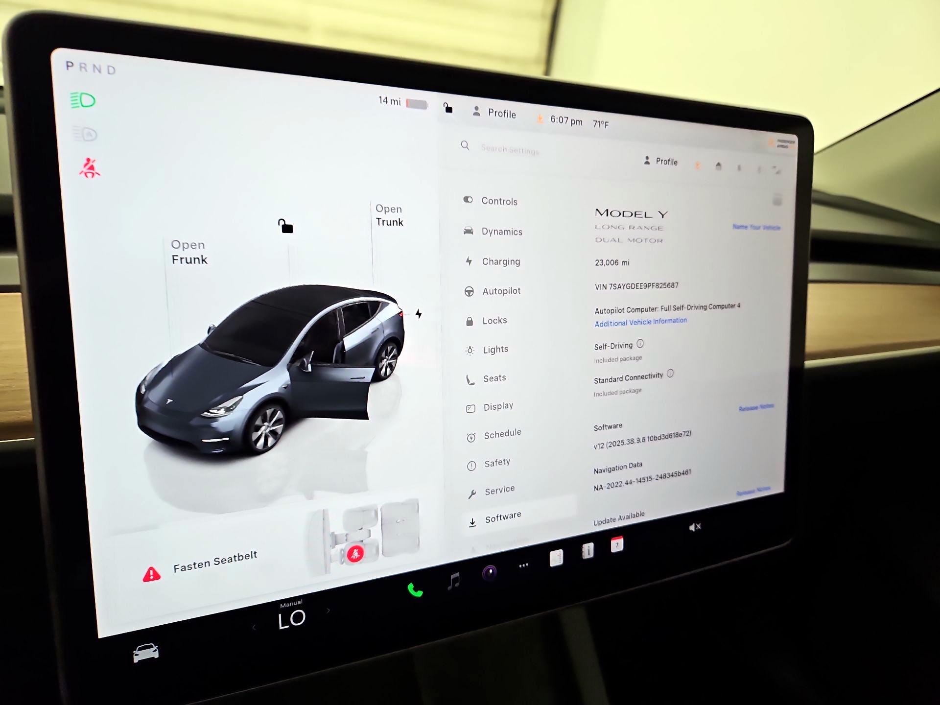 Thumbnail: 2023 Tesla Model Y - 13