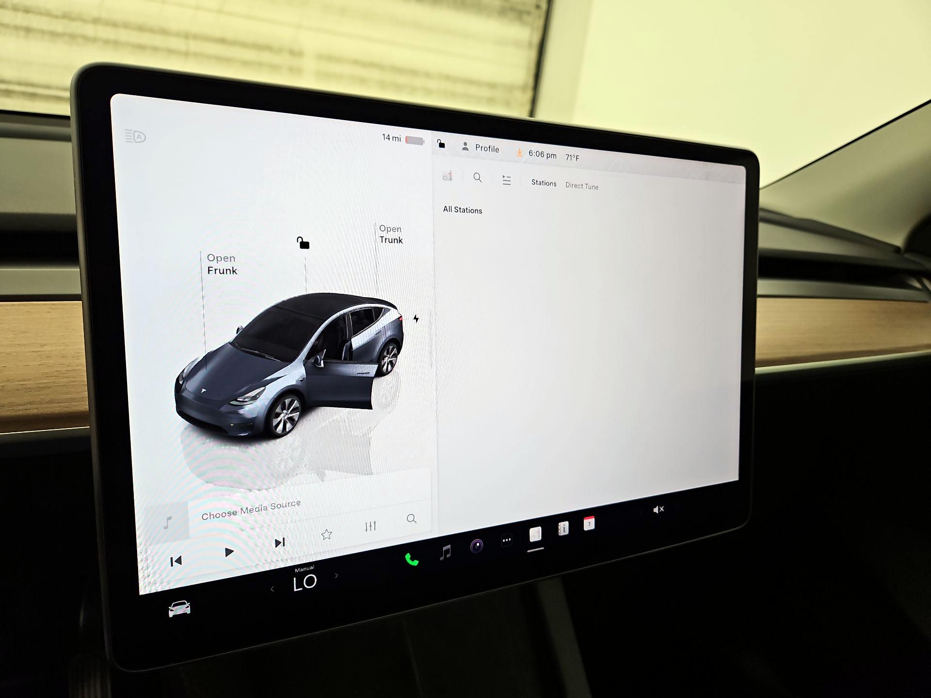 Thumbnail: 2023 Tesla Model Y - 15