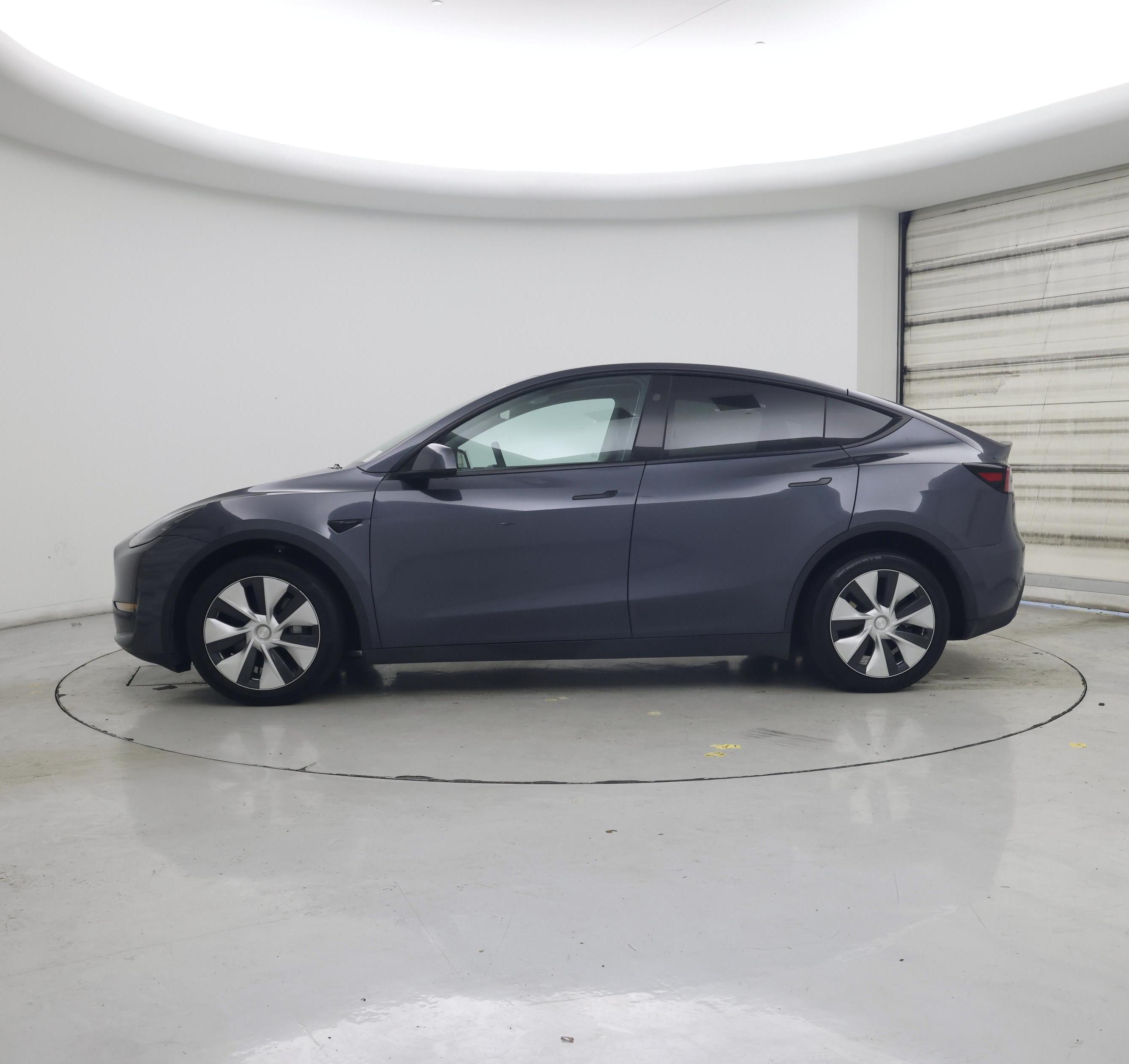 Thumbnail: 2023 Tesla Model Y - 3