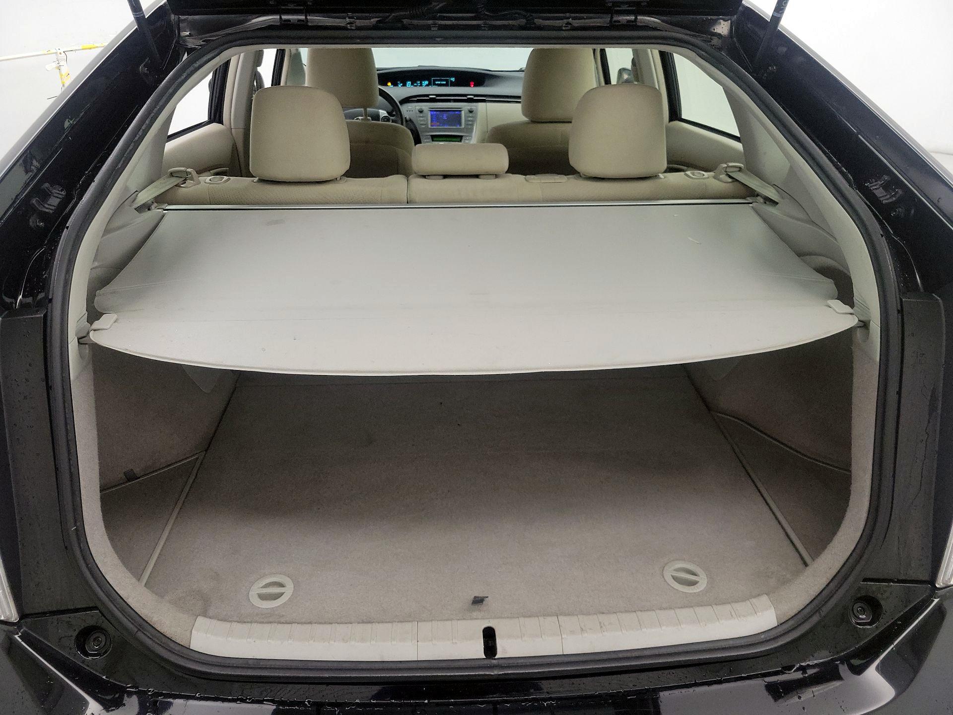 Thumbnail: 2015 Toyota Prius - 20