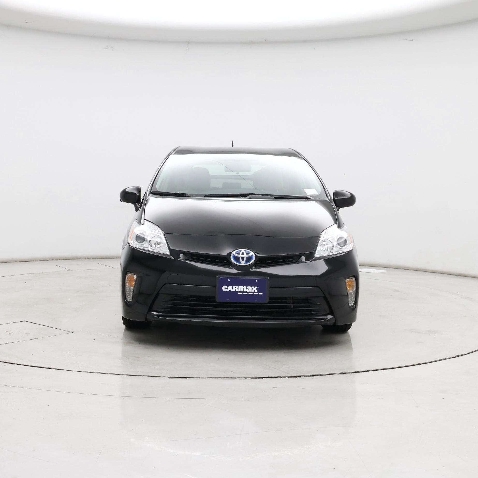 Thumbnail: 2015 Toyota Prius - 5