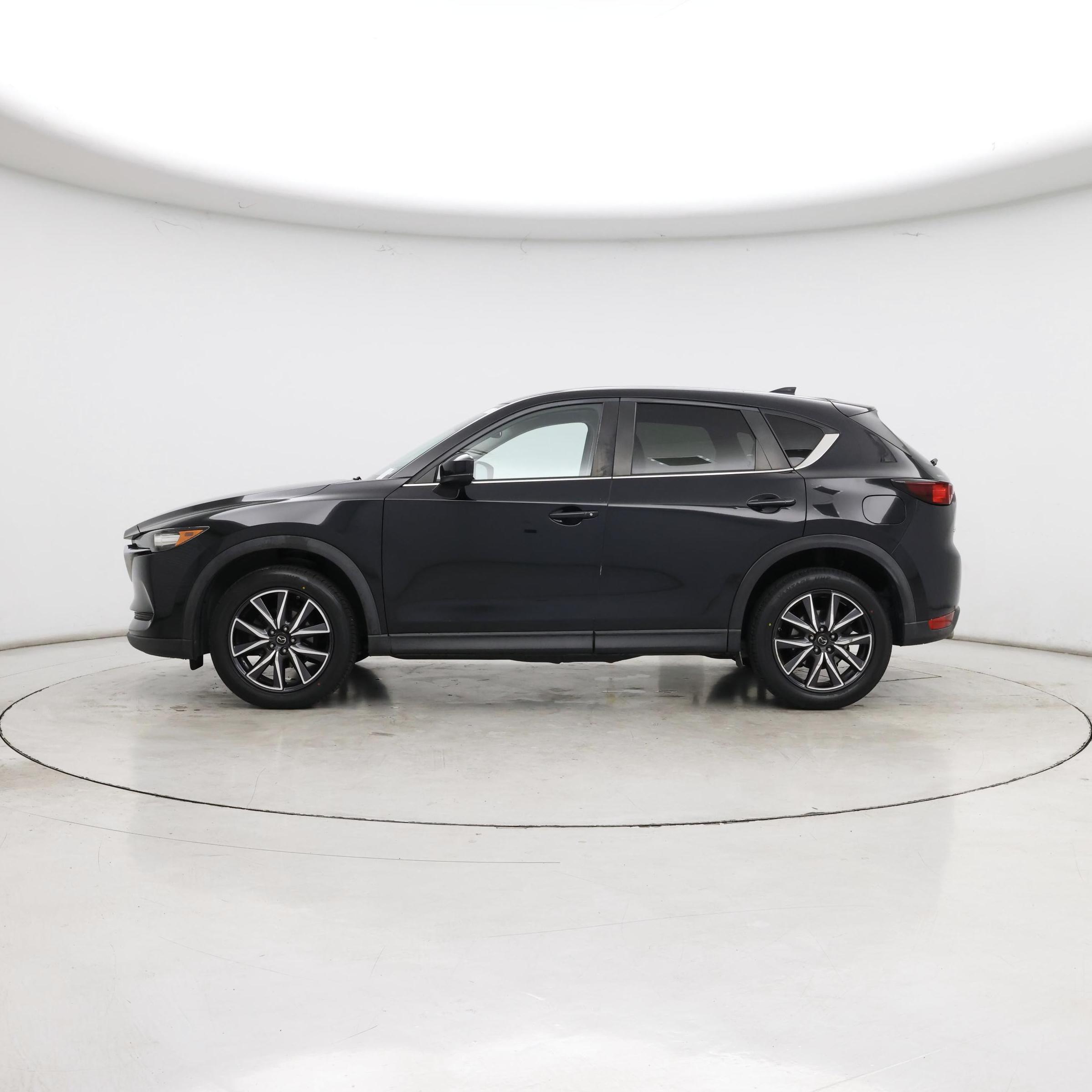 Thumbnail: 2018 Mazda CX-5 - 3